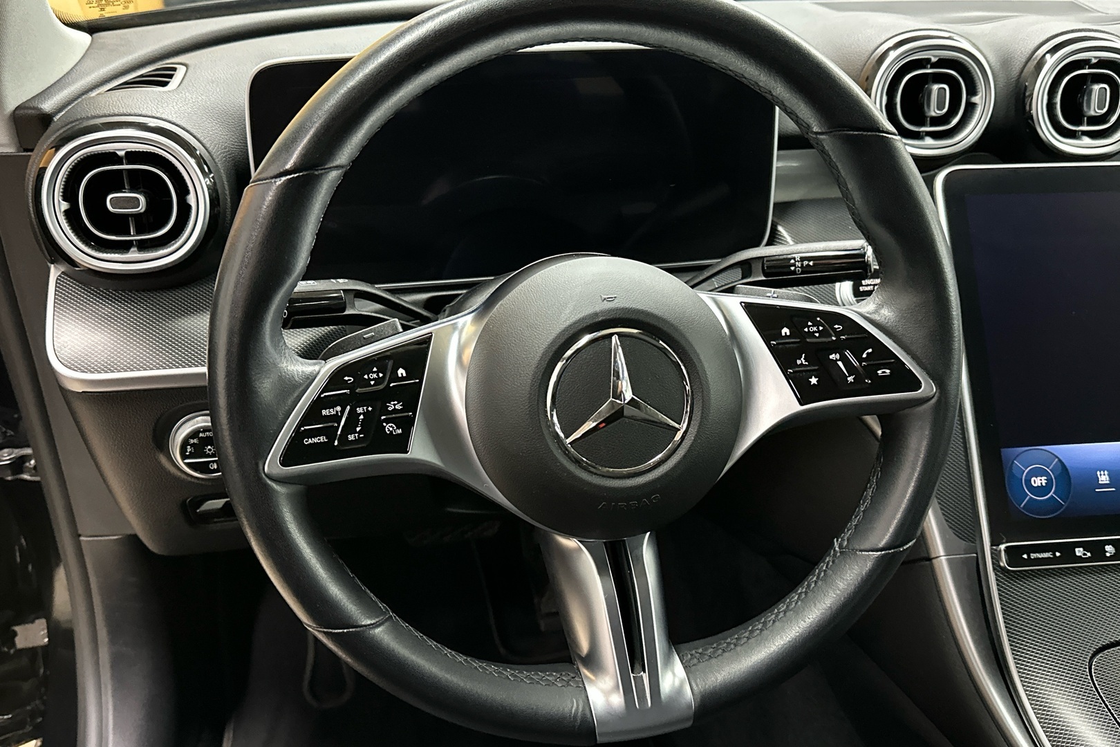 MERCEDES-BENZ C 2023