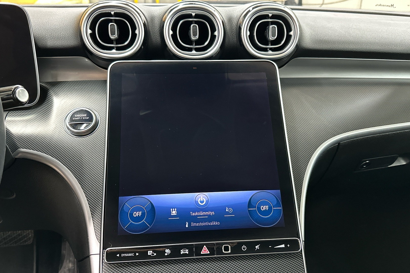 MERCEDES-BENZ C 2023