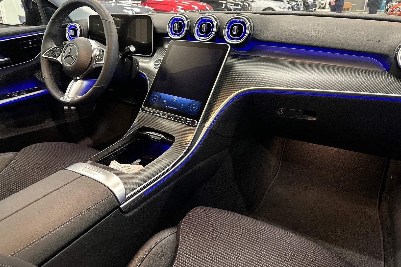 MERCEDES-BENZ C 2023