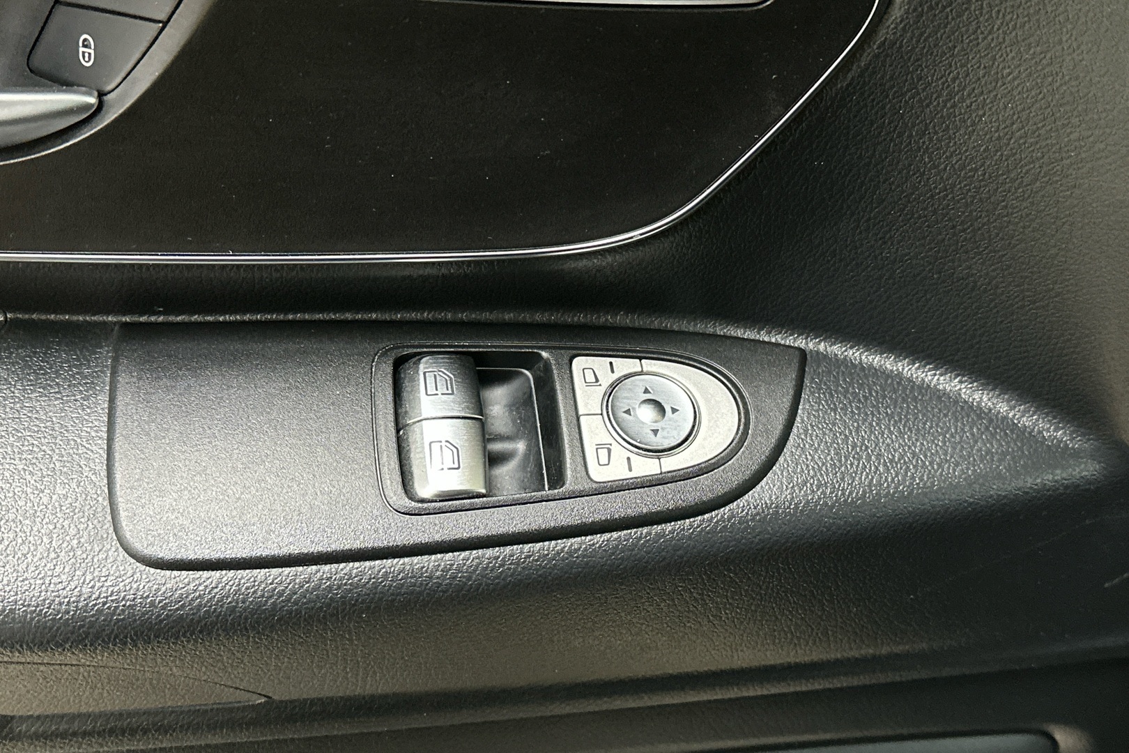 MERCEDES-BENZ Vito 2024