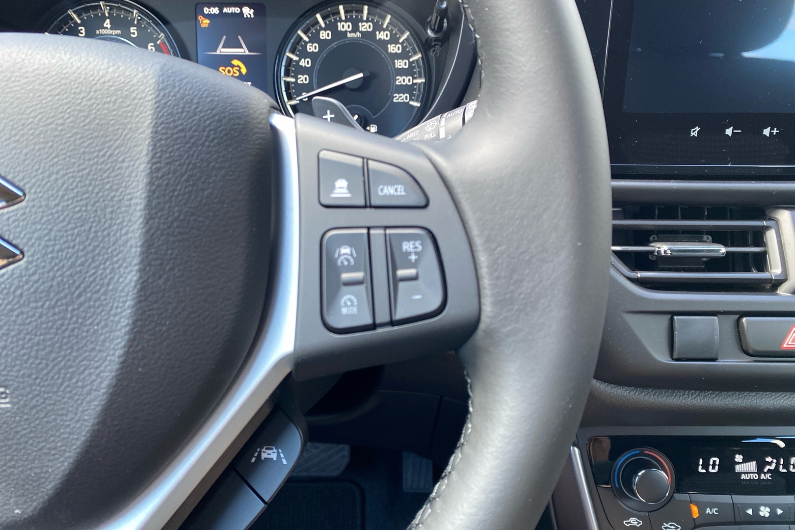 SUZUKI S-CROSS 2026
