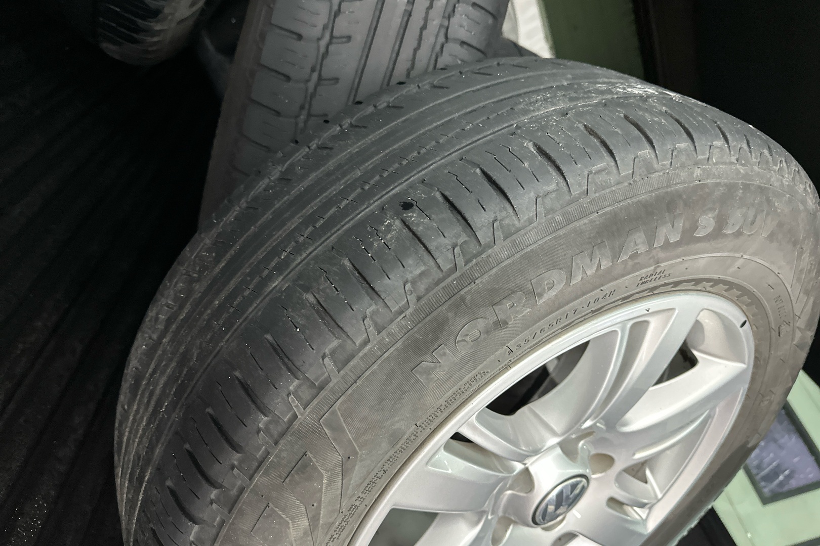 VOLKSWAGEN Amarok 2012