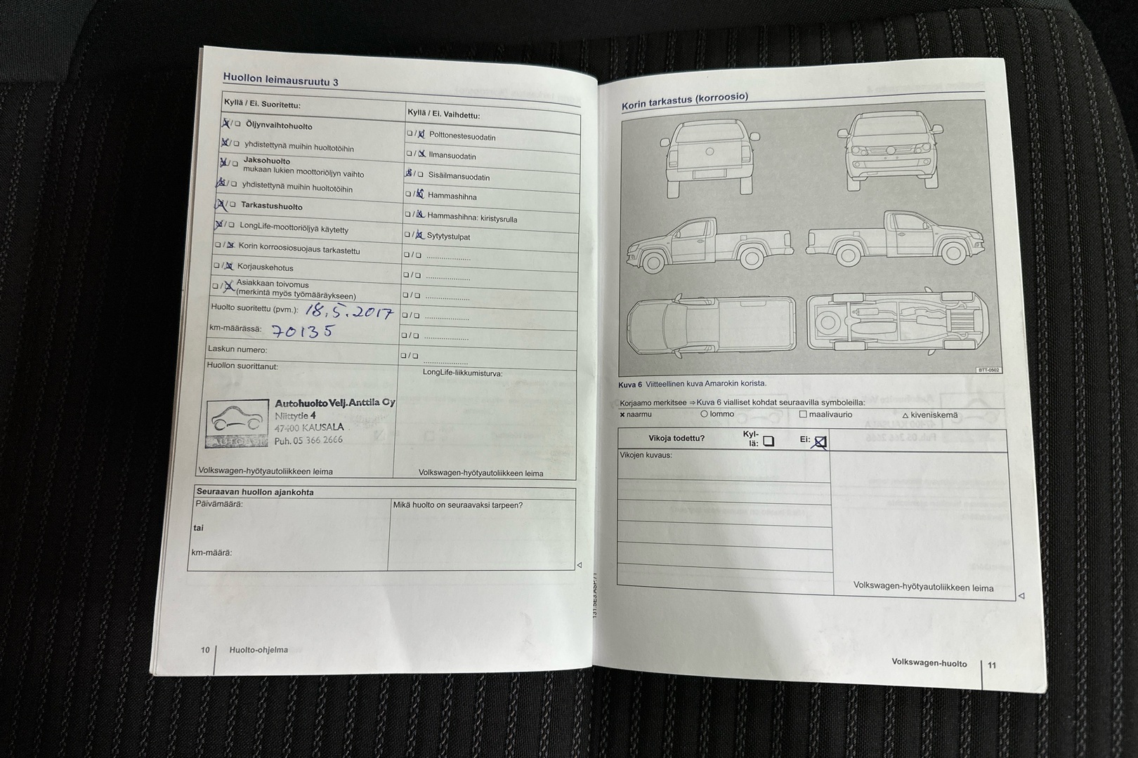 VOLKSWAGEN Amarok 2012