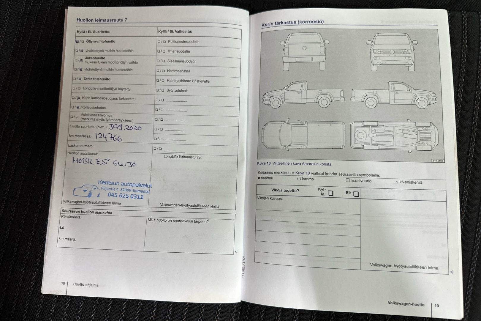 VOLKSWAGEN Amarok 2012