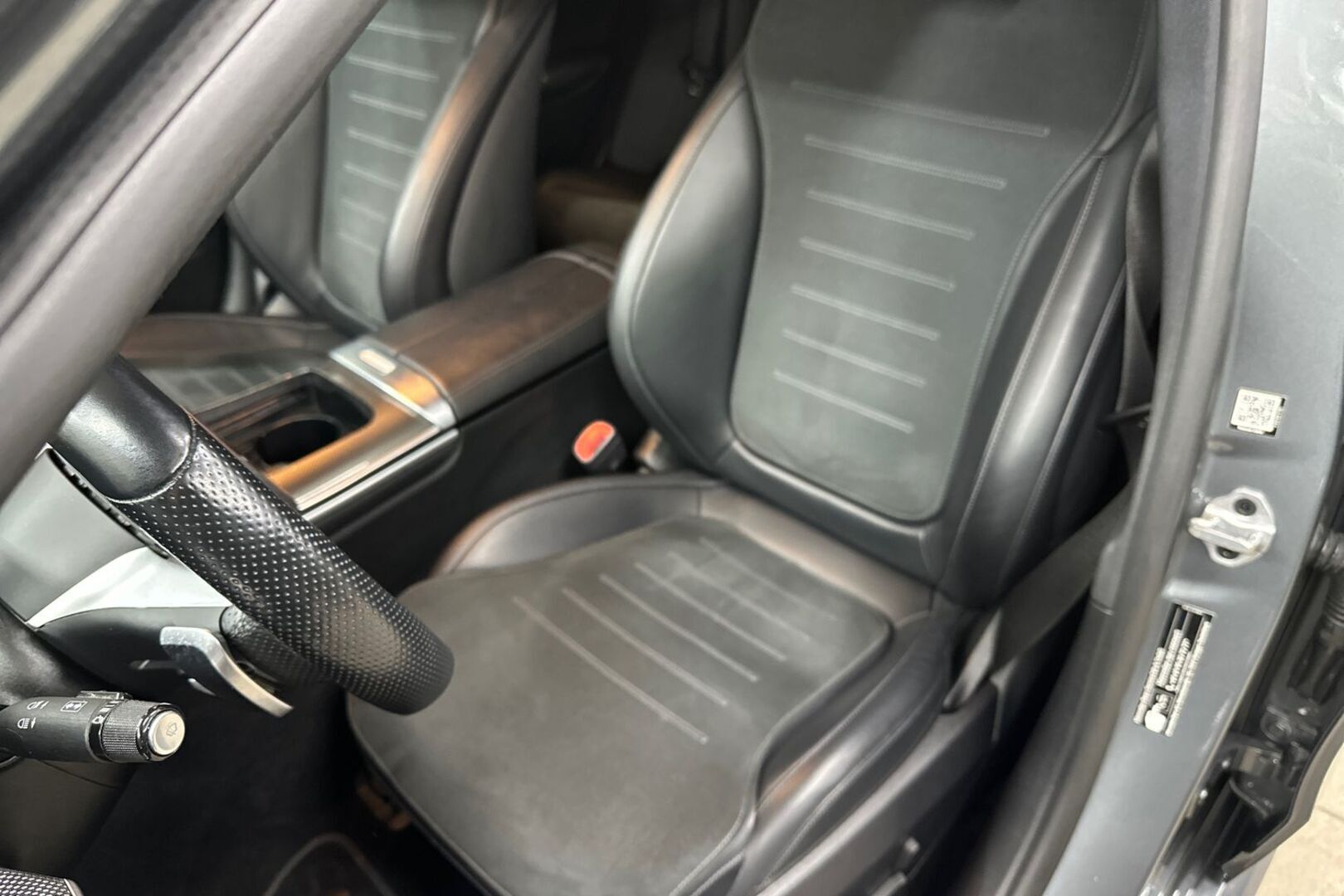 MERCEDES-BENZ C 2022