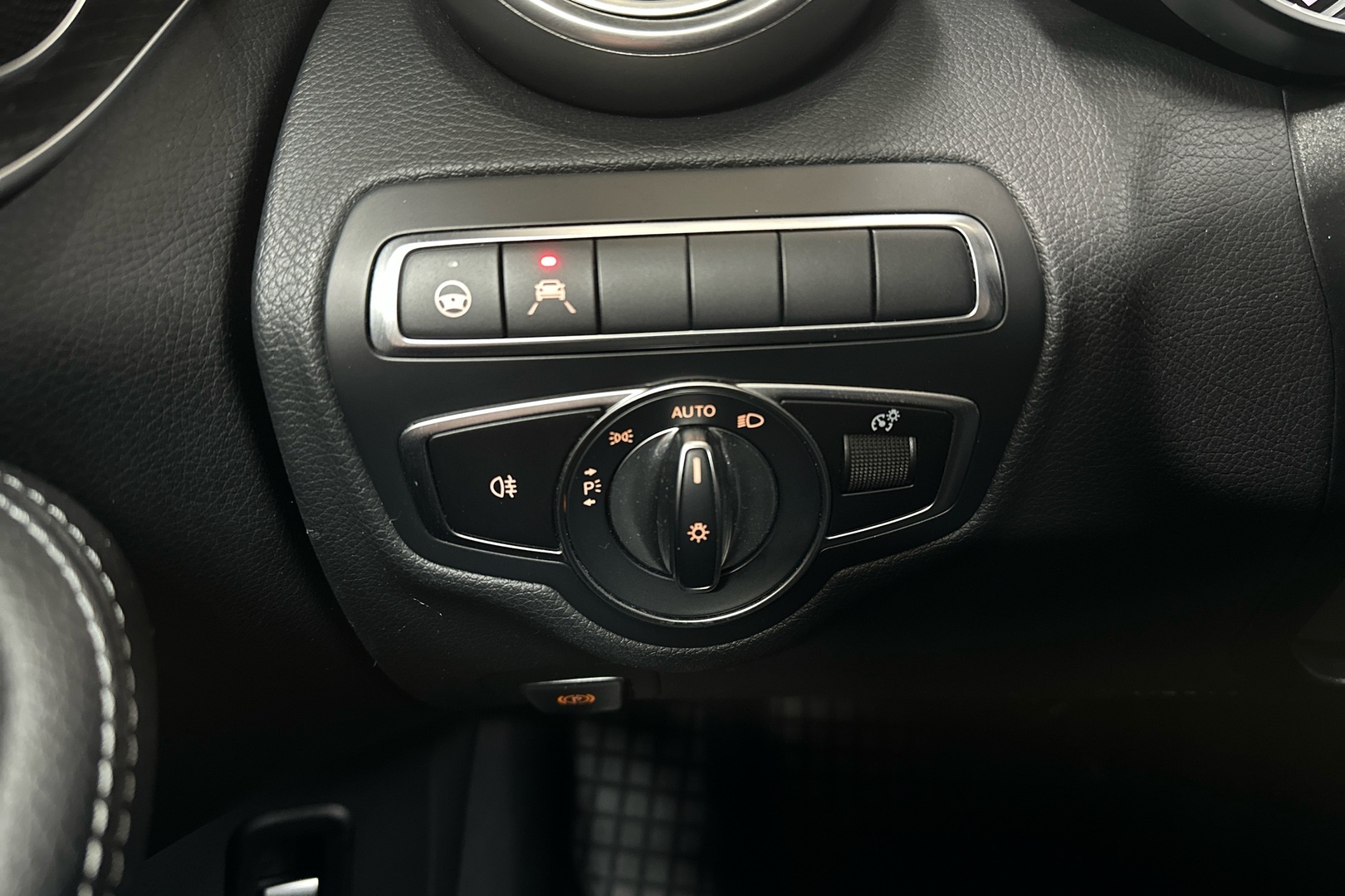 MERCEDES-BENZ C 2020