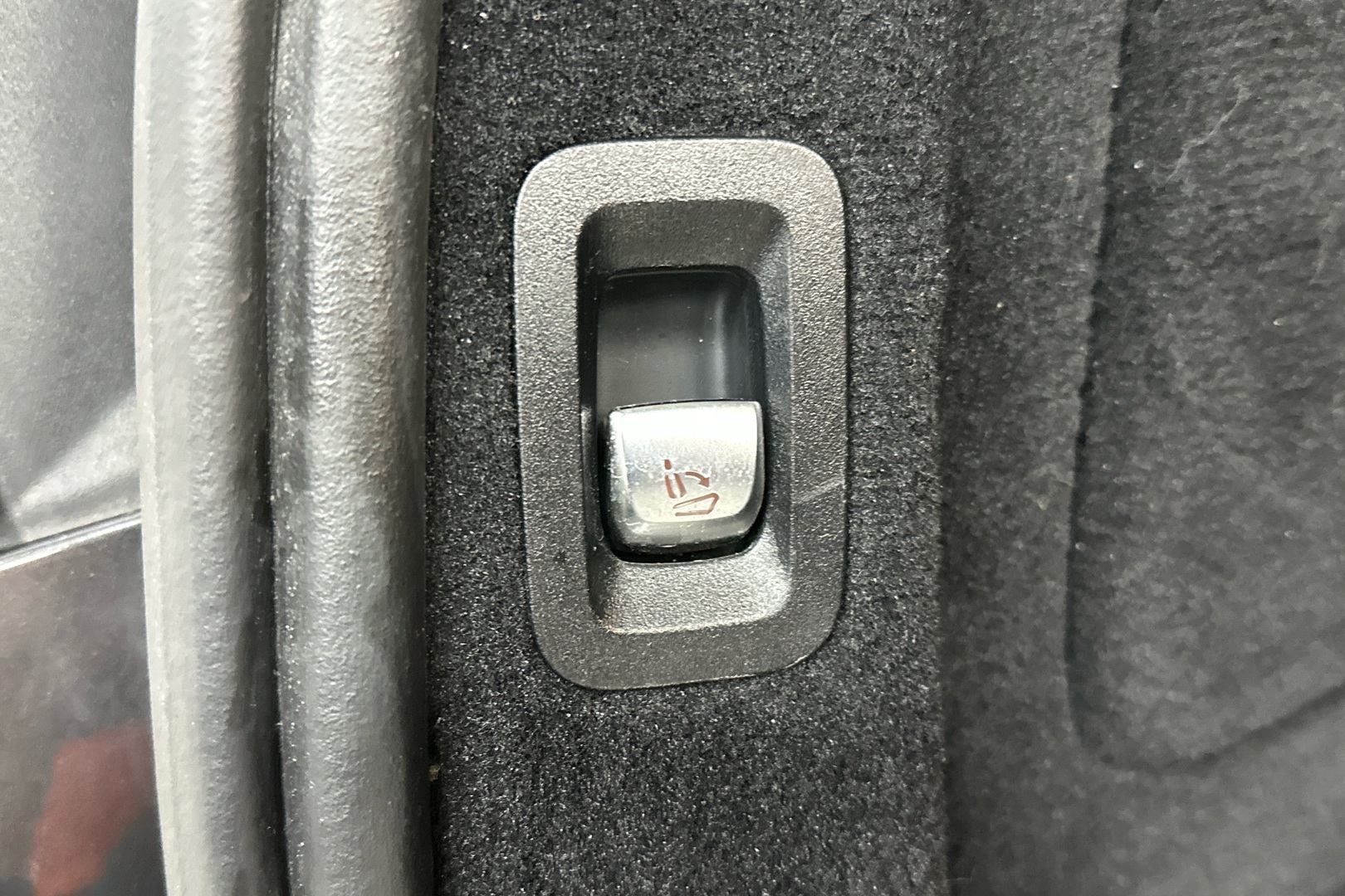 MERCEDES-BENZ C 2020