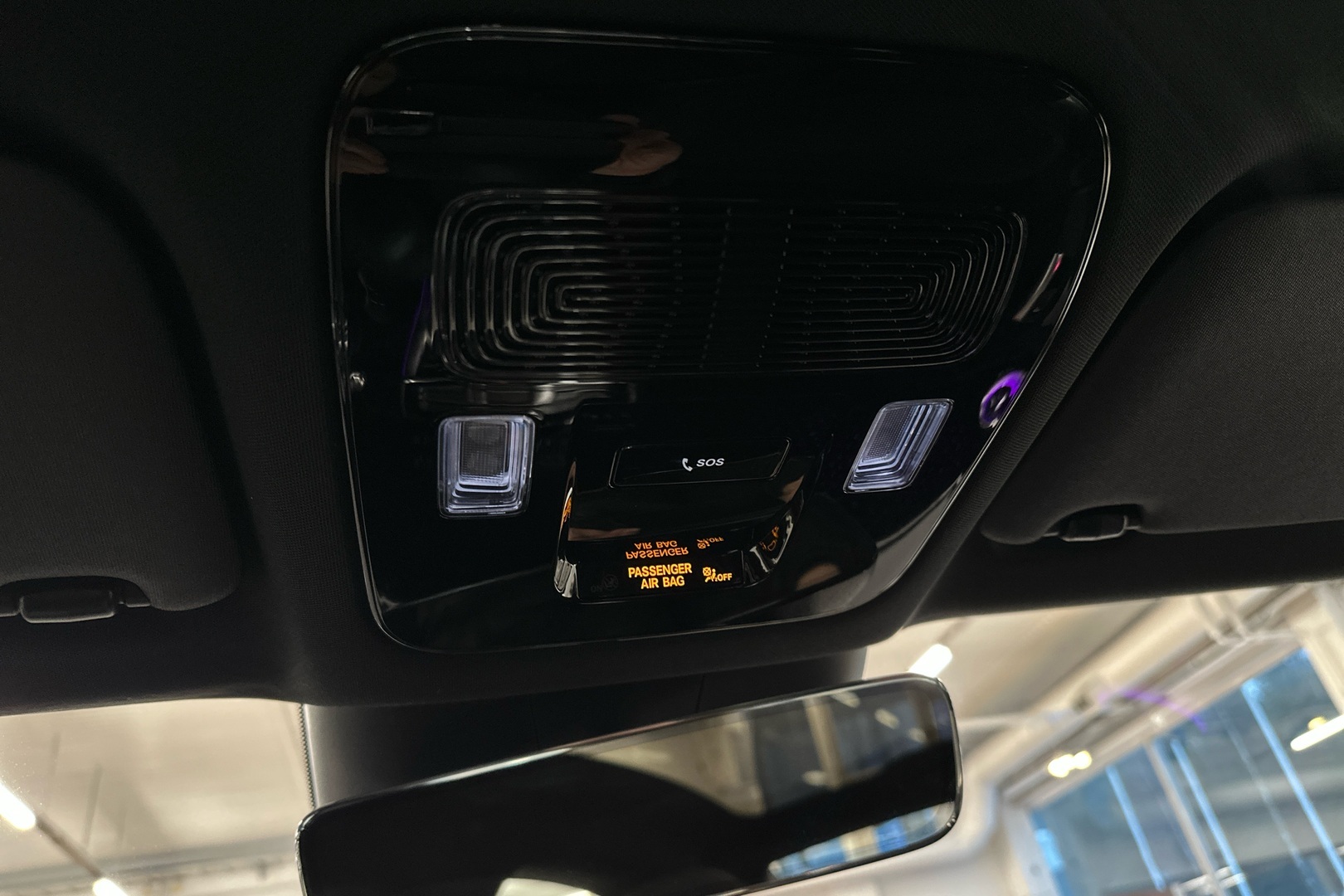 MERCEDES-BENZ CLA 2025