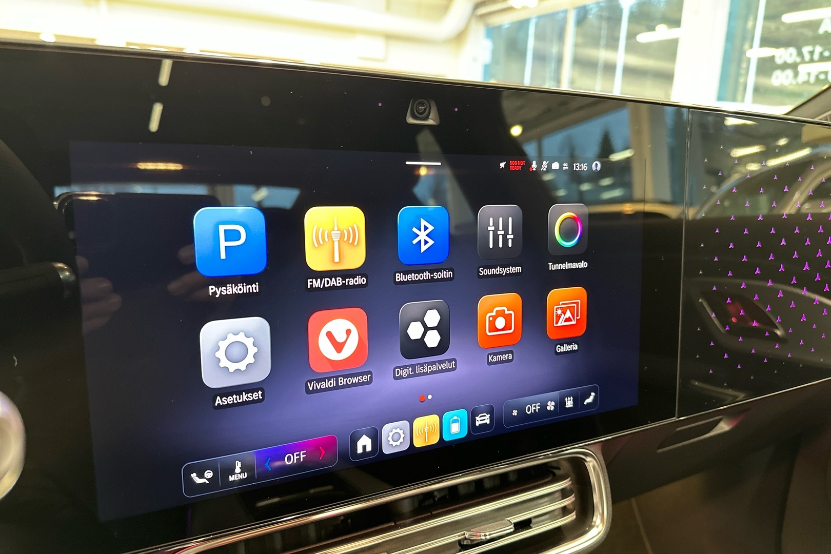 MERCEDES-BENZ CLA 2025