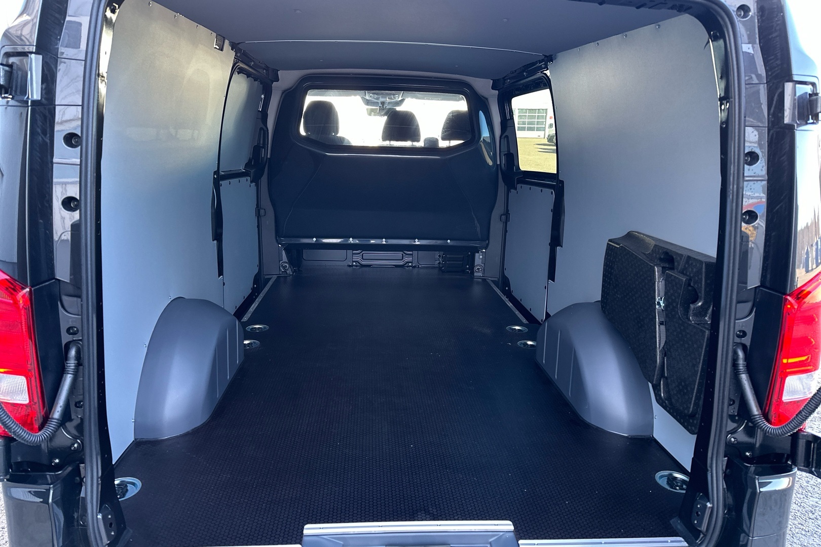 MERCEDES-BENZ Vito 2024