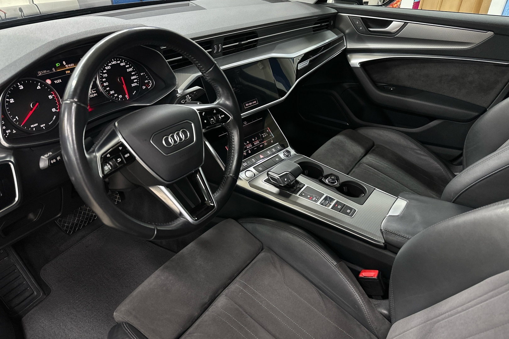AUDI A6 2019