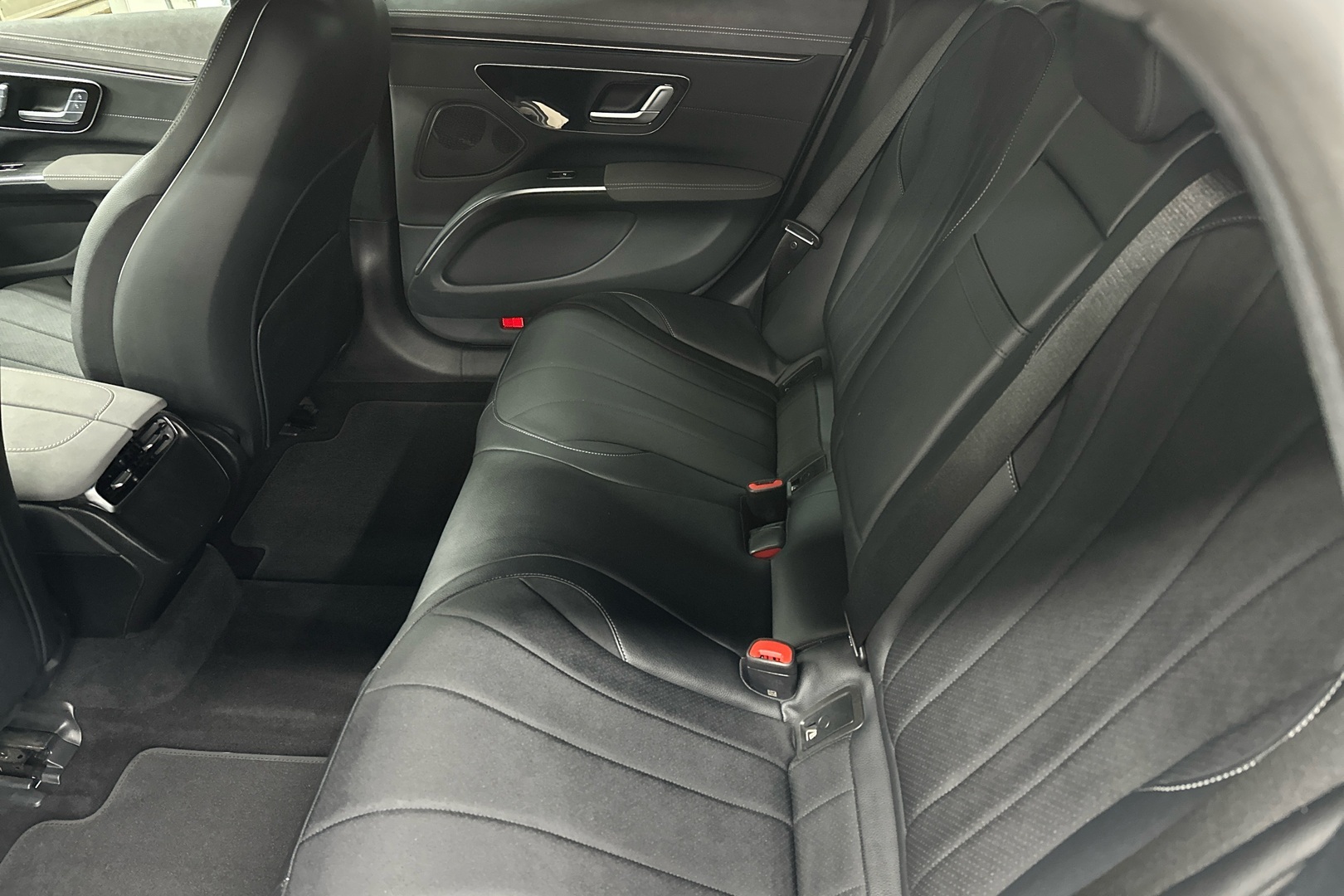 MERCEDES-BENZ EQS 2021