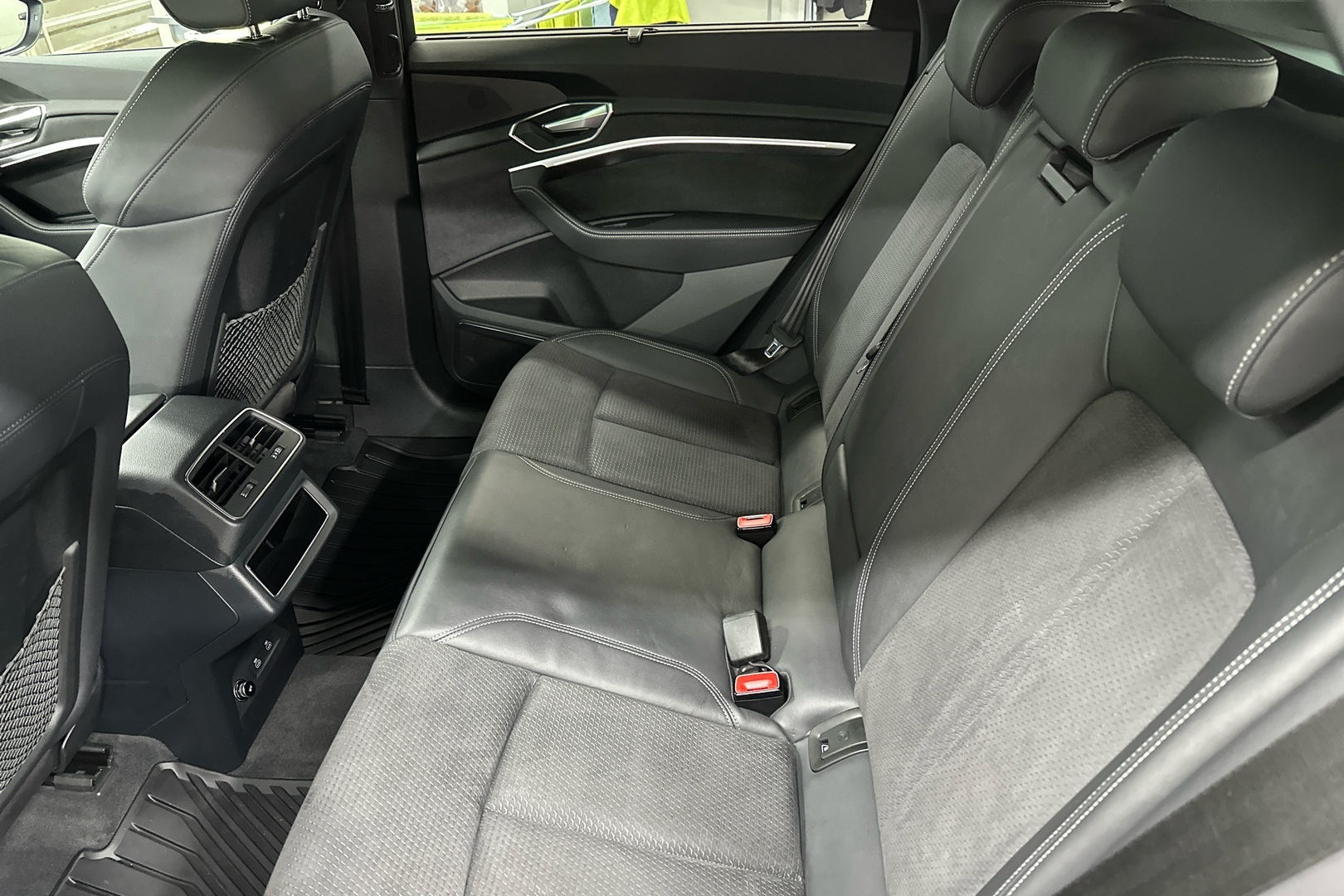 AUDI Q8 e-tron 2024
