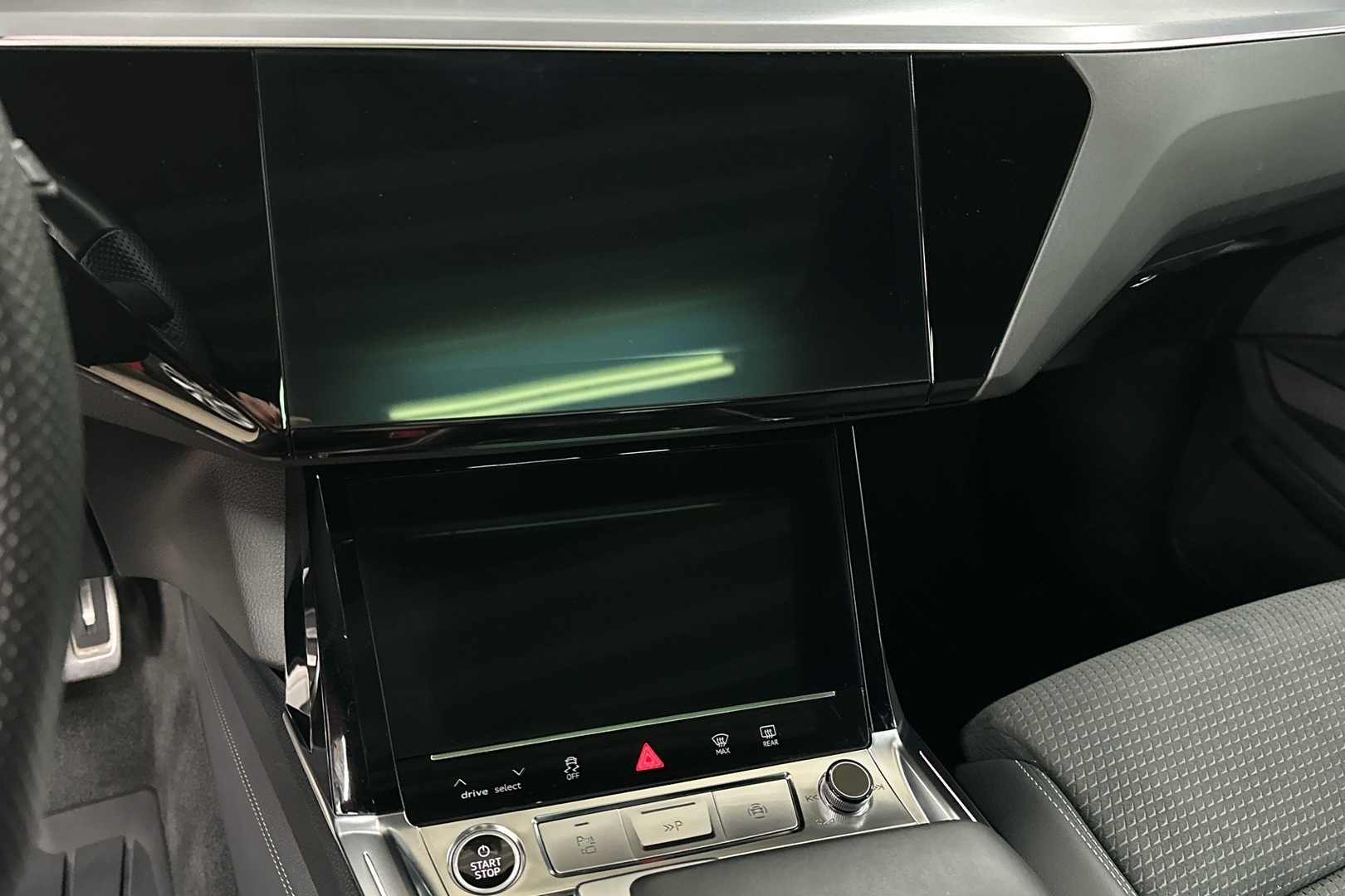 AUDI Q8 e-tron 2024