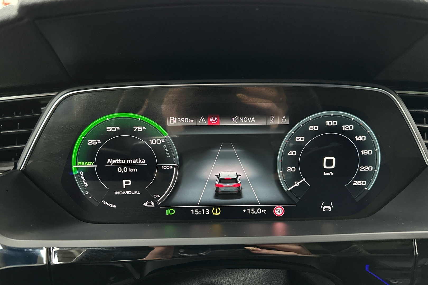 AUDI Q8 e-tron 2024
