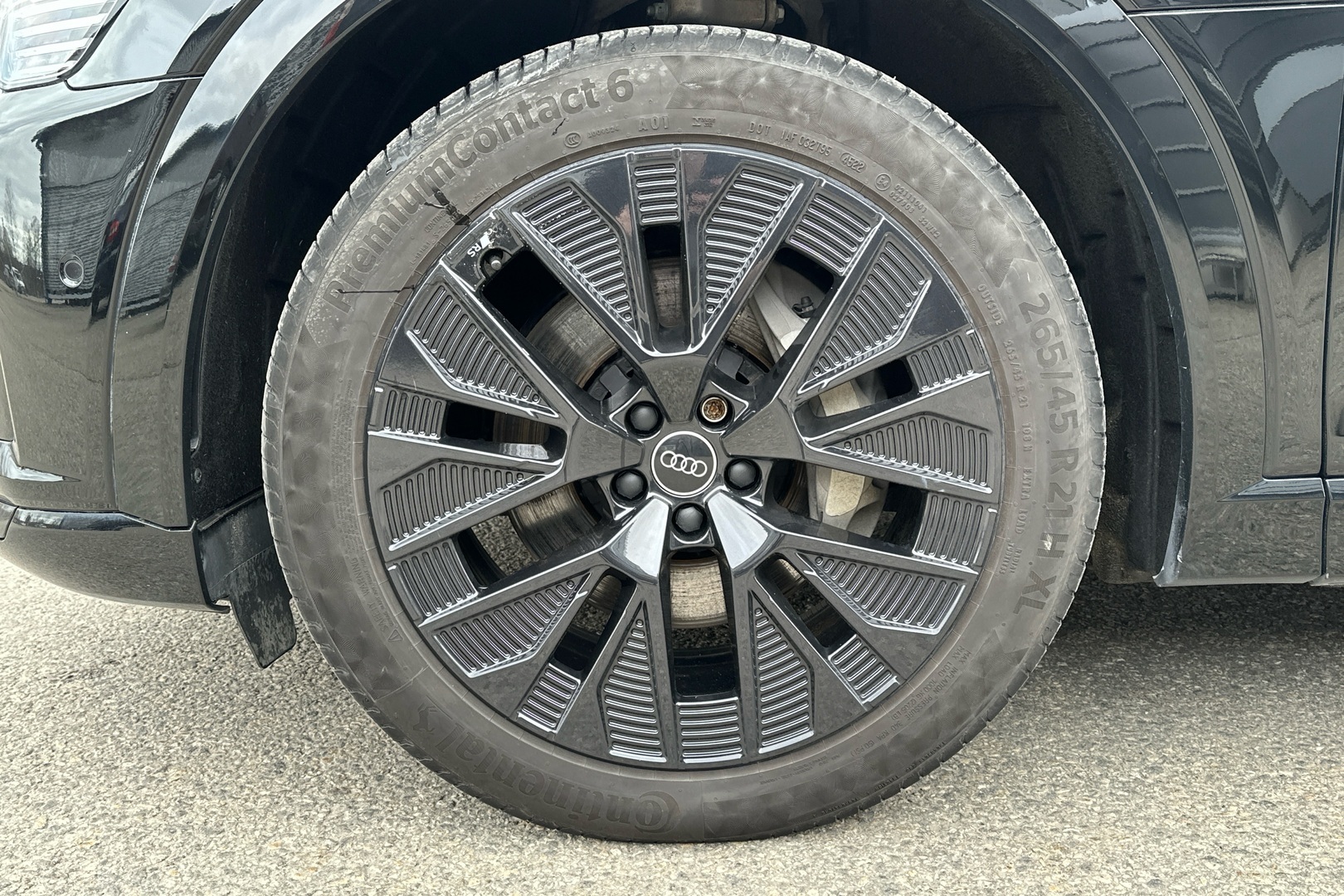 AUDI Q8 e-tron 2024