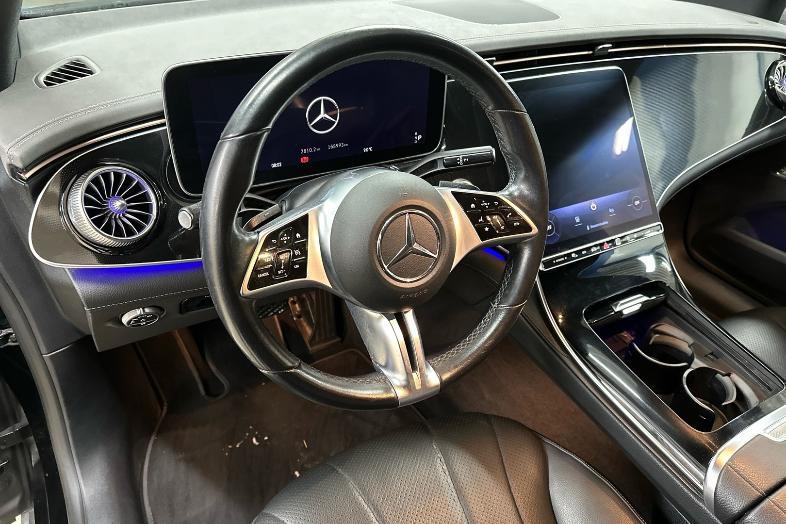 MERCEDES-BENZ EQE 2023