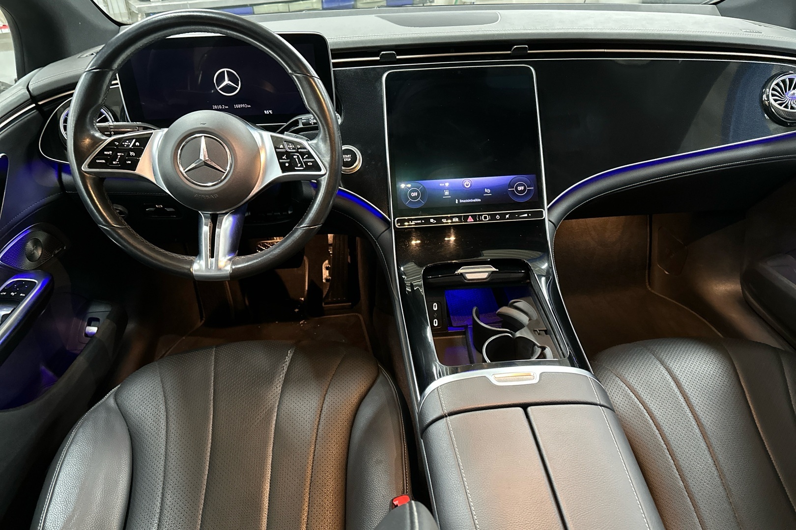 MERCEDES-BENZ EQE 2023