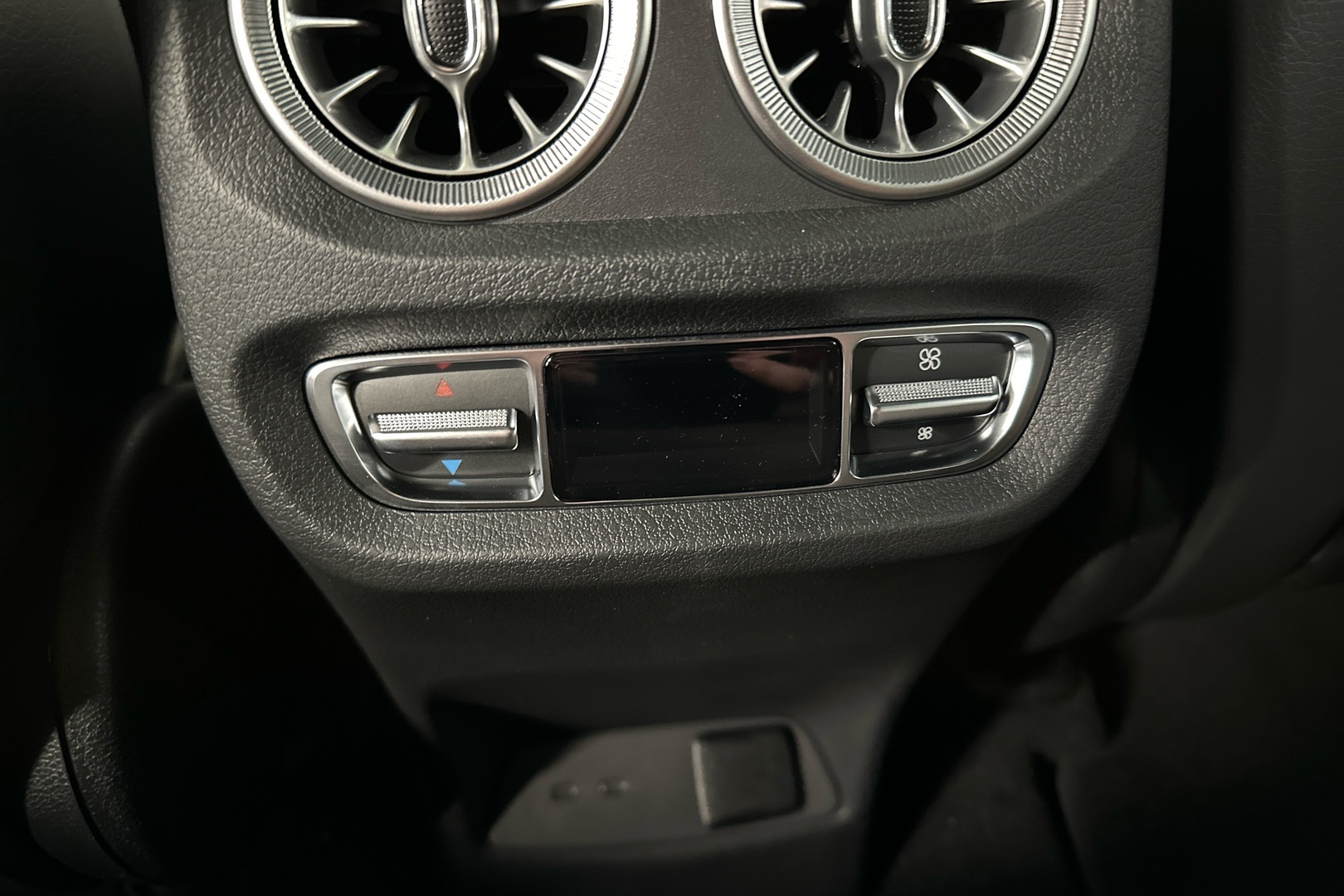 MERCEDES-BENZ G 2025