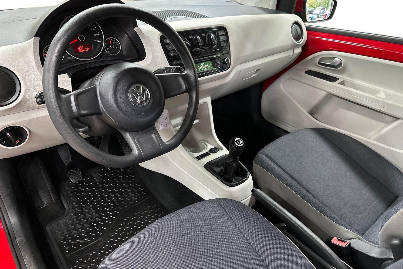 VOLKSWAGEN up! 2012