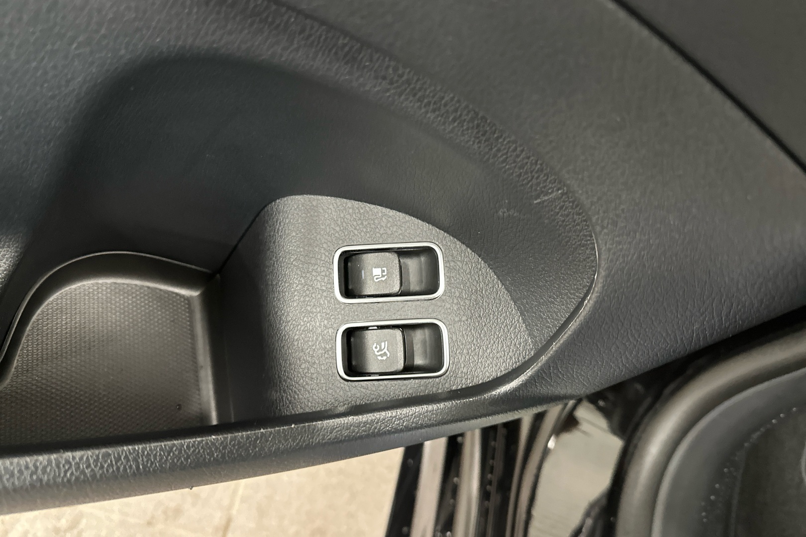 MERCEDES-BENZ GLE 2026