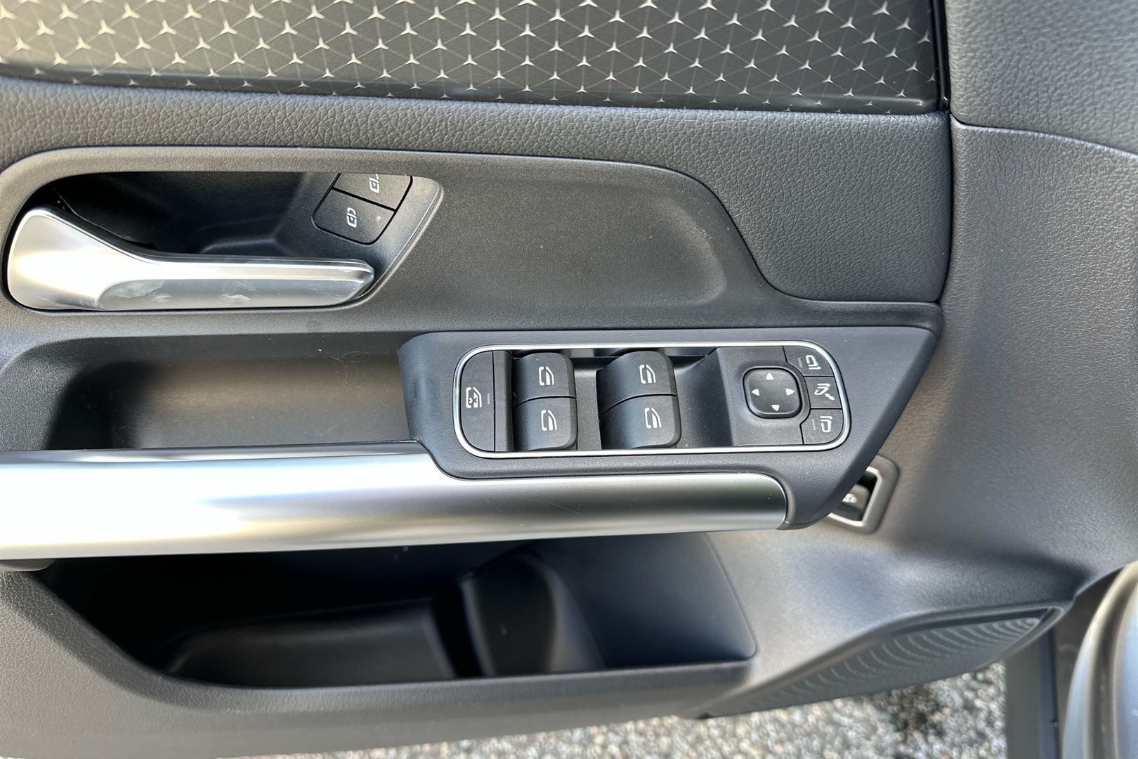 MERCEDES-BENZ GLA 2026