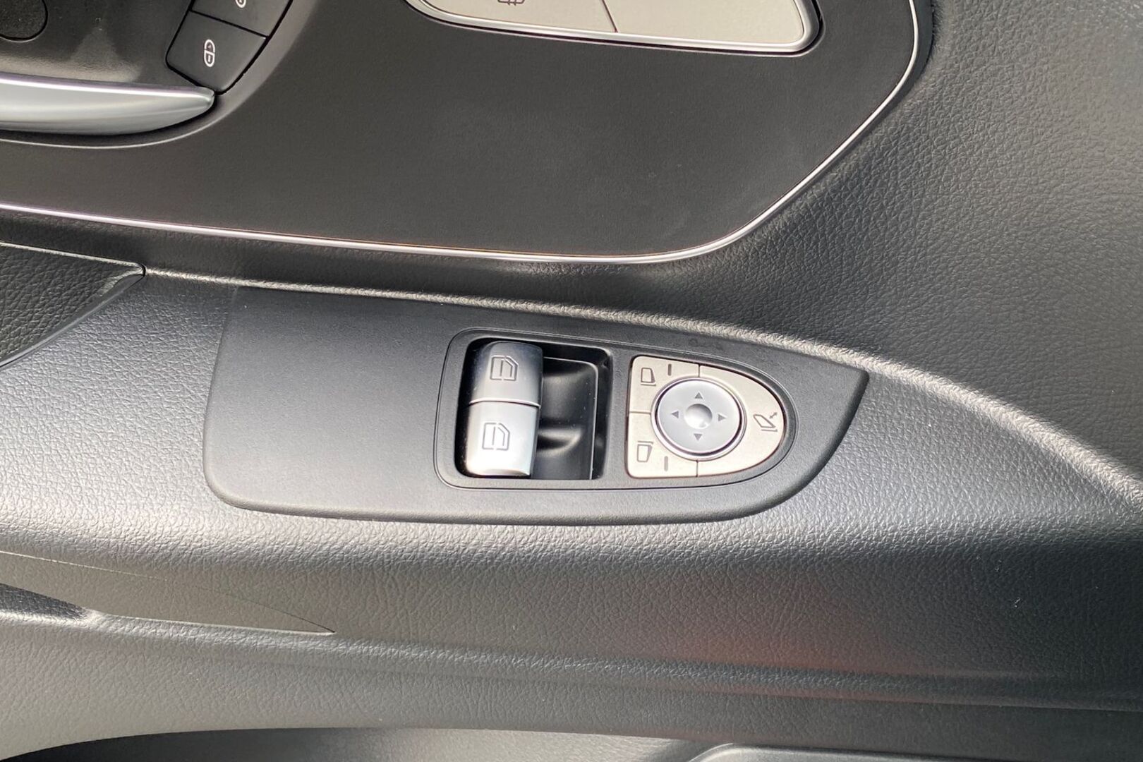 MERCEDES-BENZ Vito 17