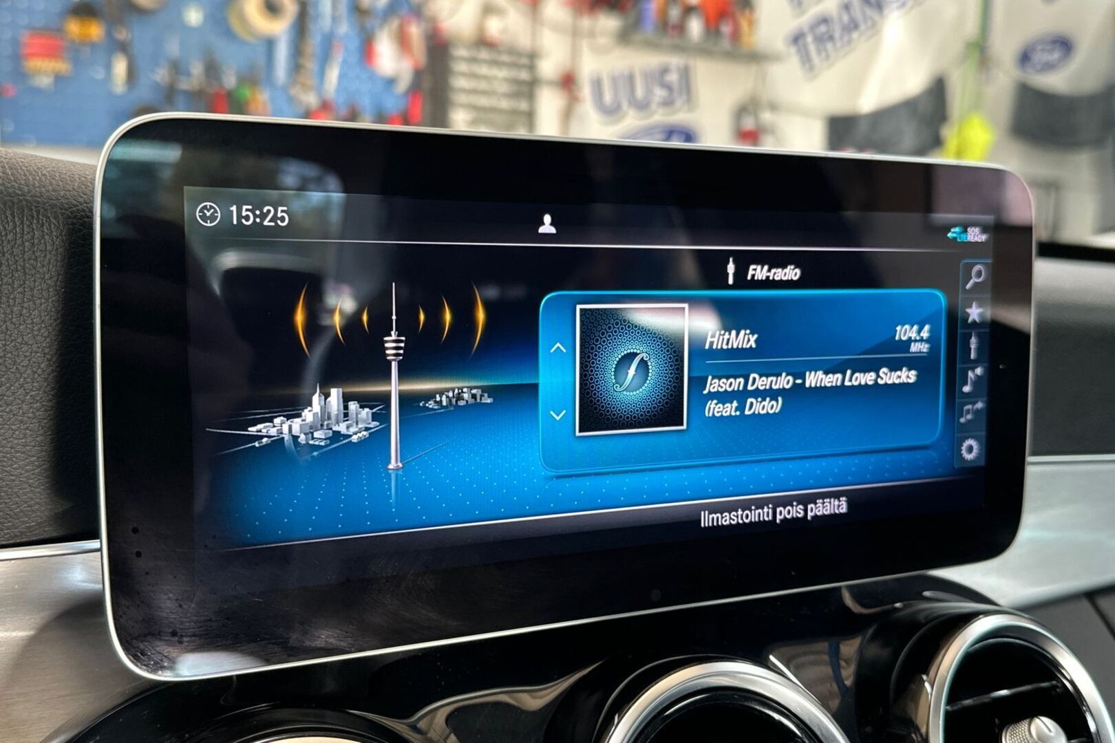 MERCEDES-BENZ C 2020