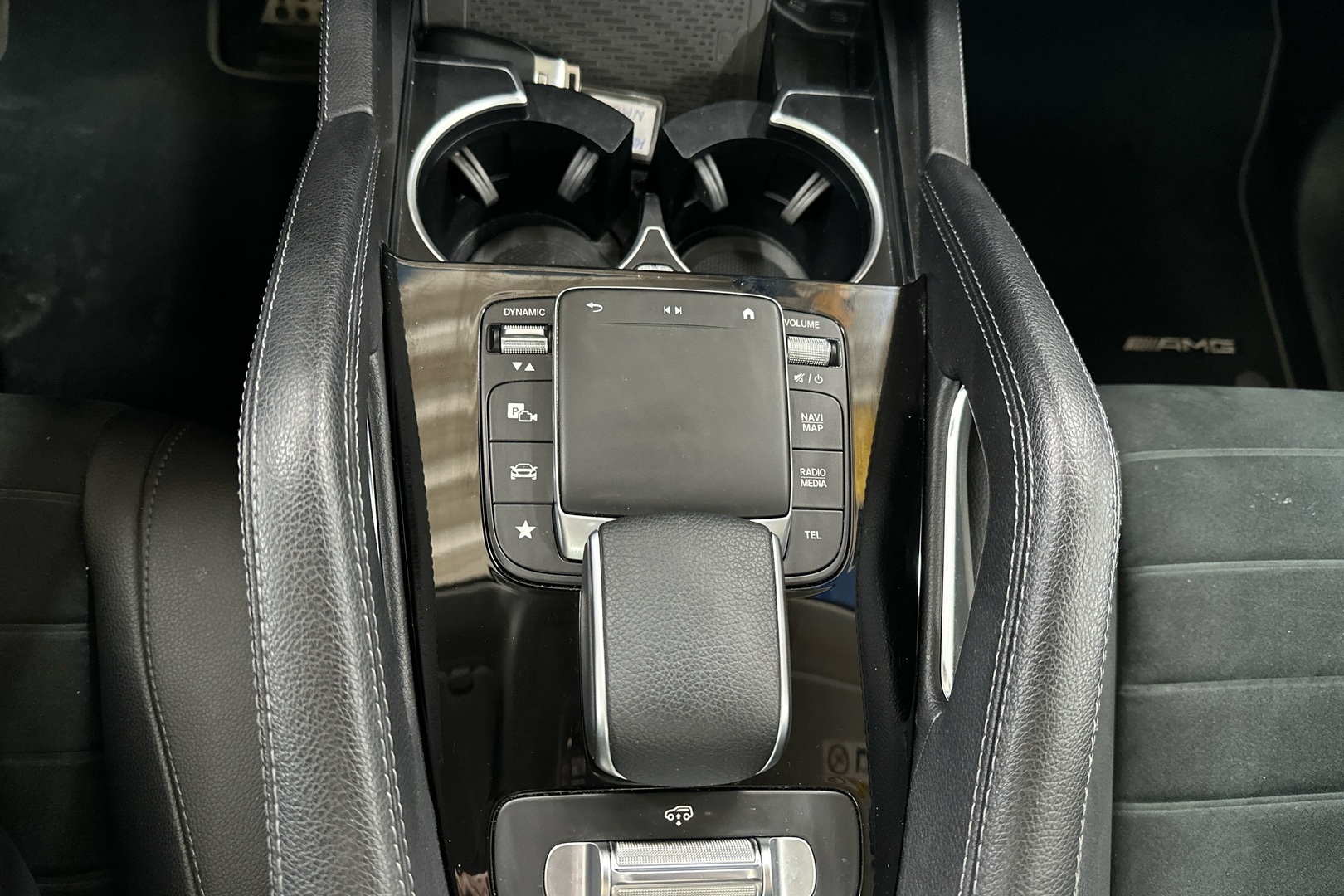 MERCEDES-BENZ GLE 2021