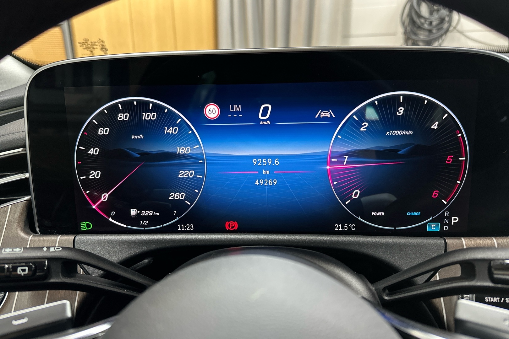 MERCEDES-BENZ E 2024