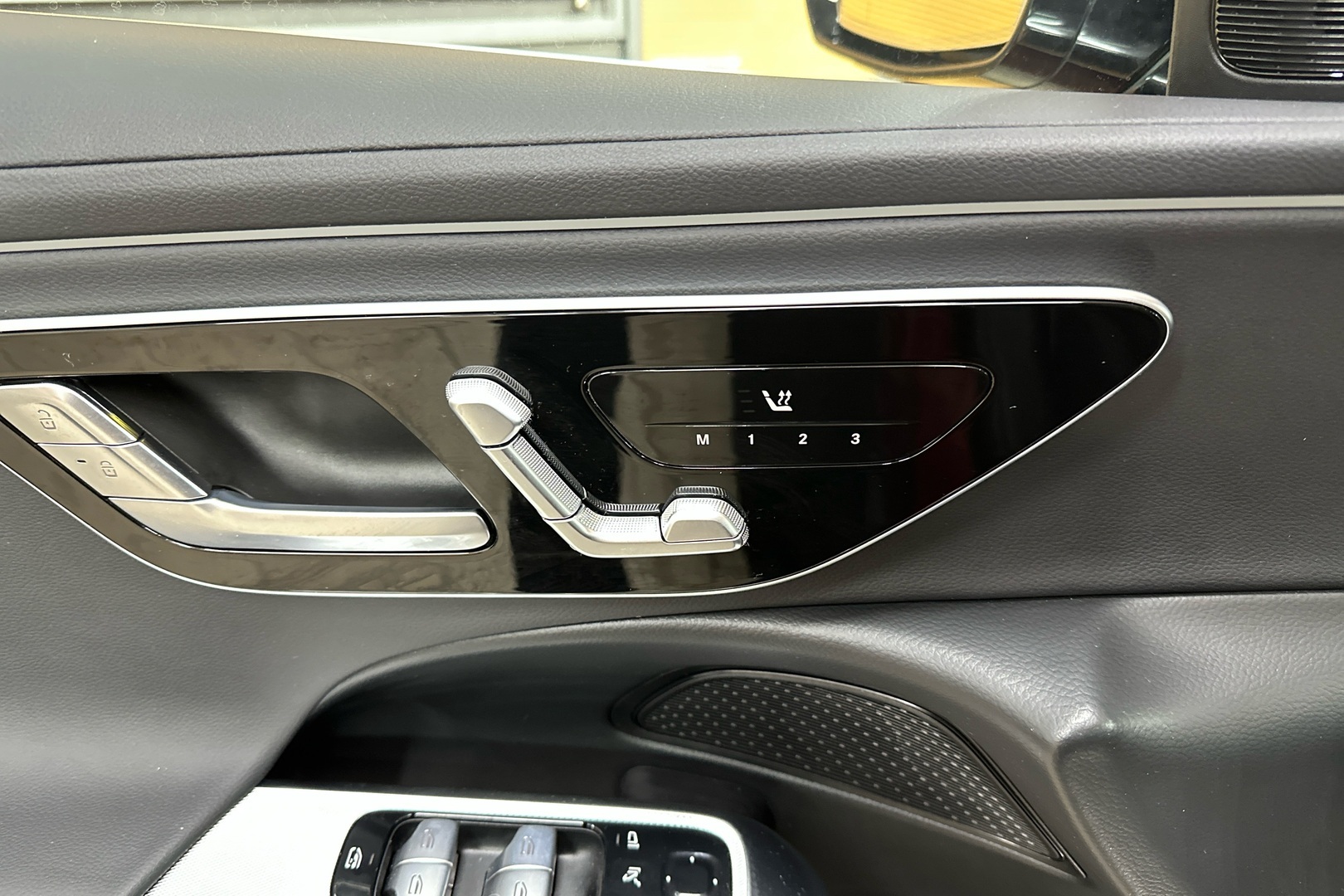 MERCEDES-BENZ E 2024