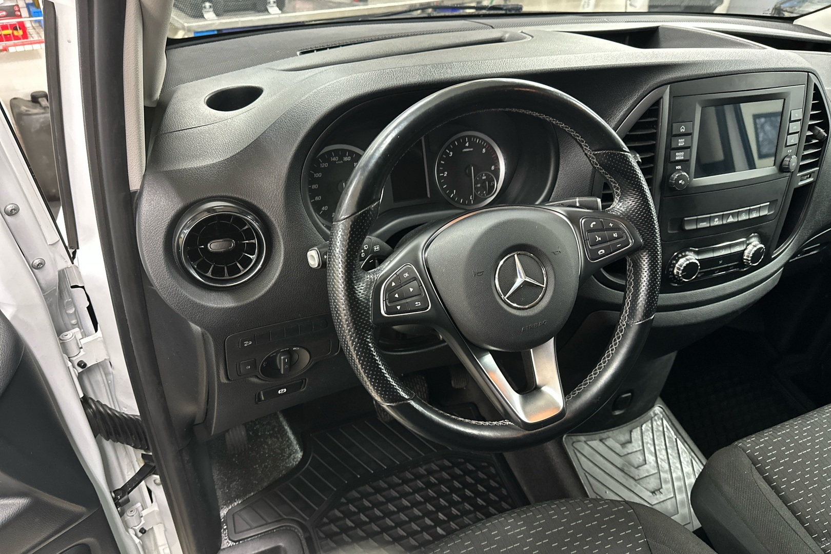 MERCEDES-BENZ Vito 2020