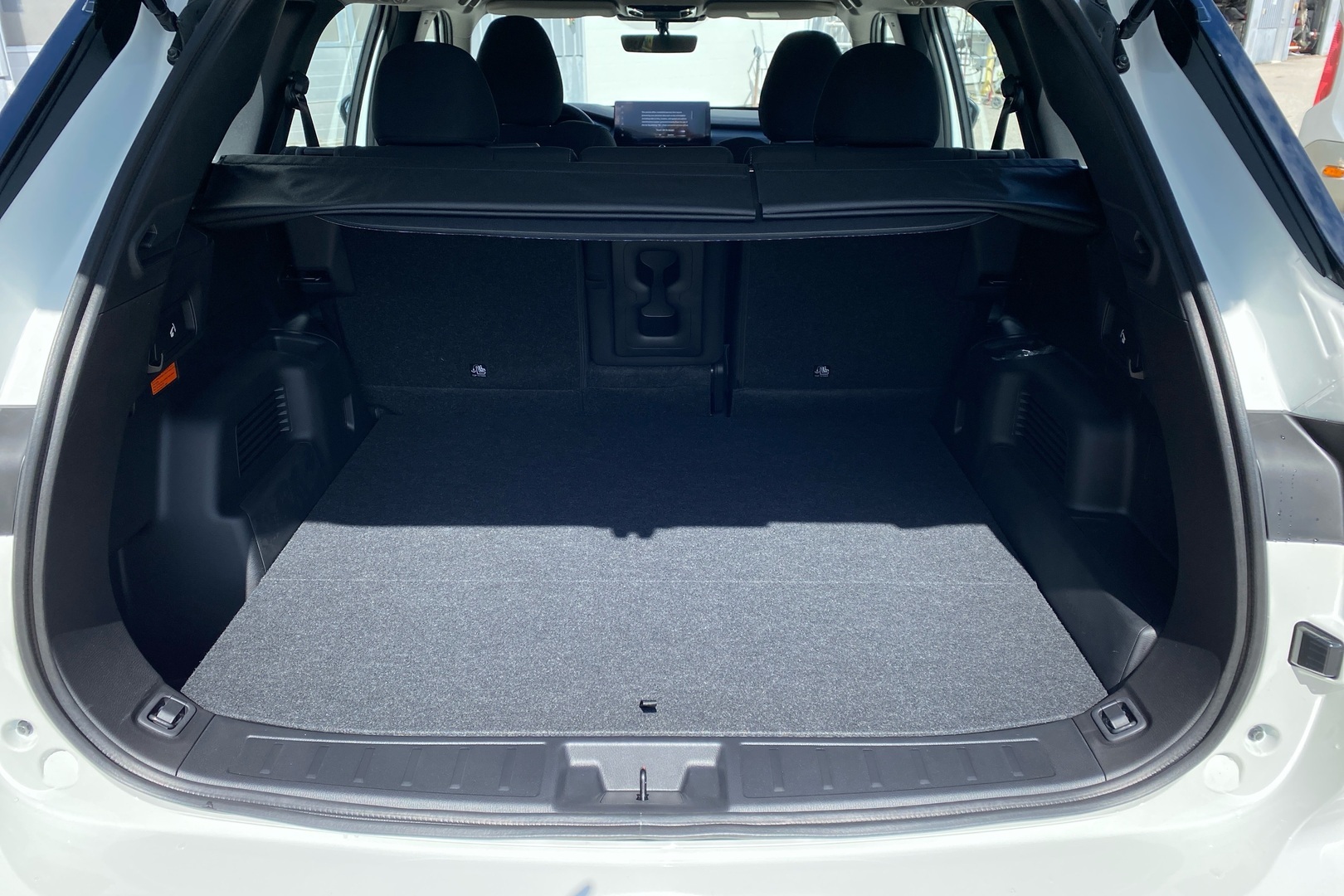 MITSUBISHI OUTLANDER PHEV 2026