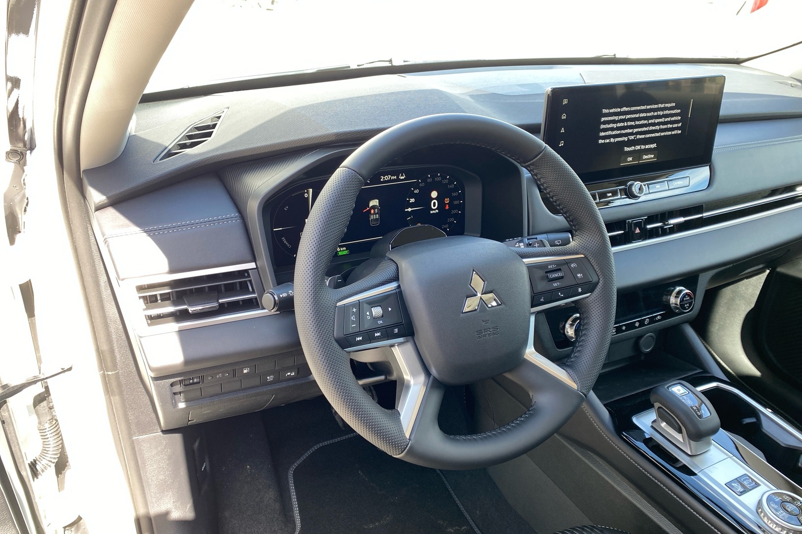 MITSUBISHI OUTLANDER PHEV 2026