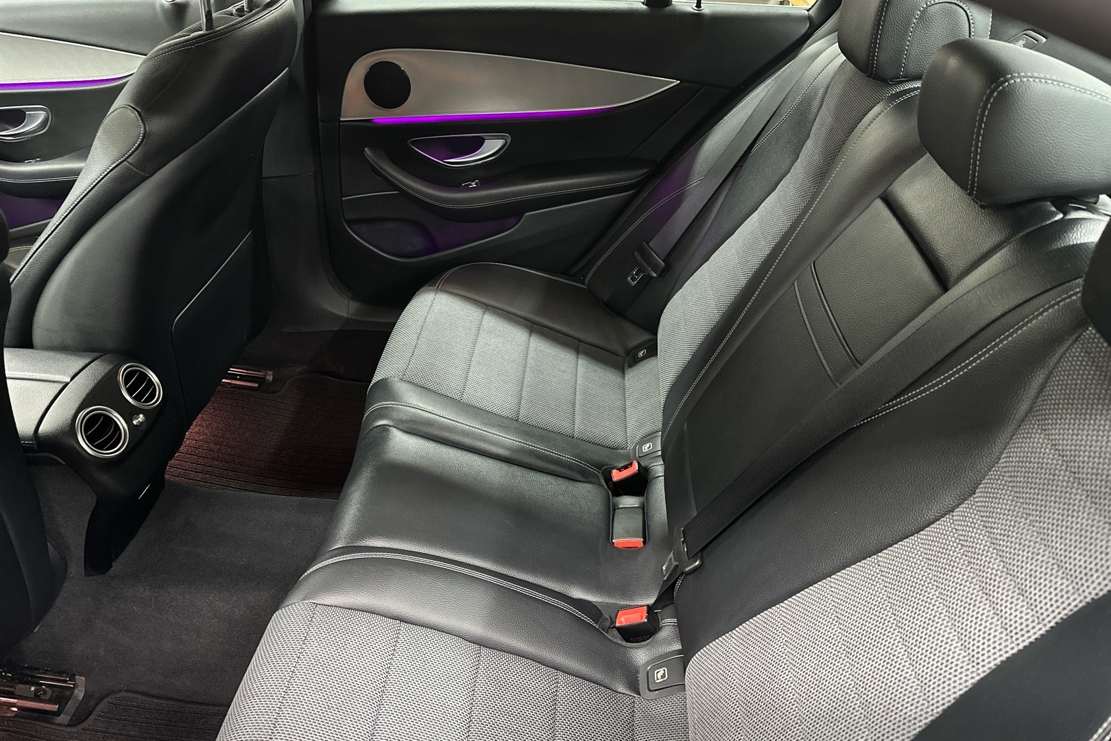 MERCEDES-BENZ E 2016