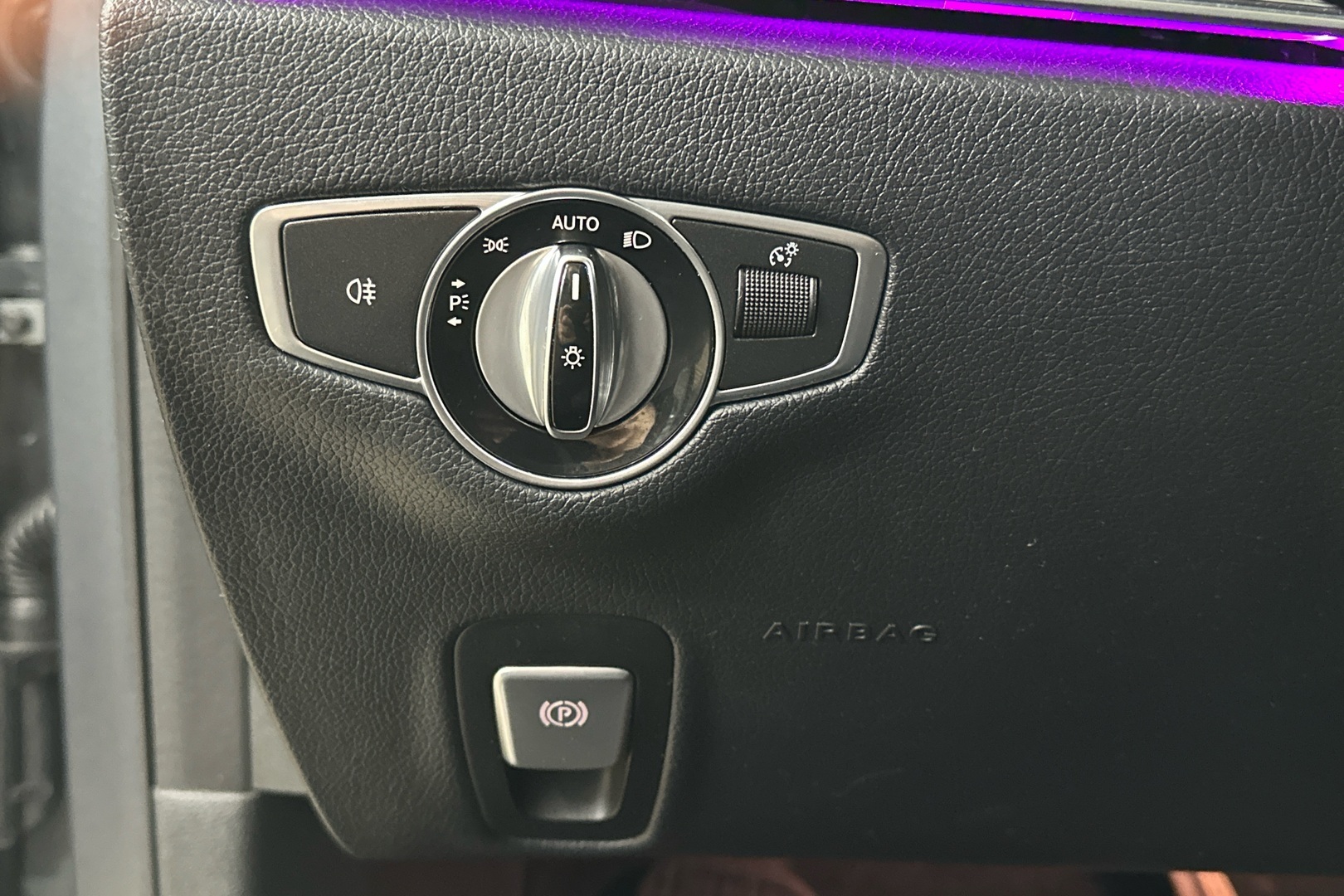 MERCEDES-BENZ E 2016