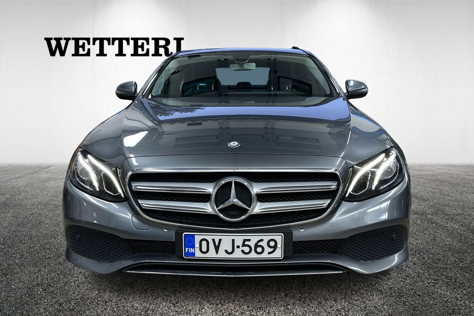 MERCEDES-BENZ E 2016