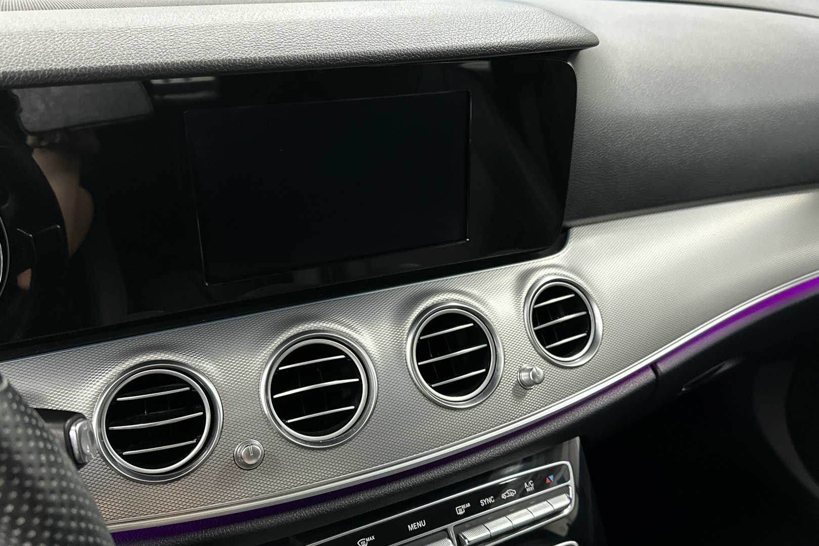 MERCEDES-BENZ E 2016