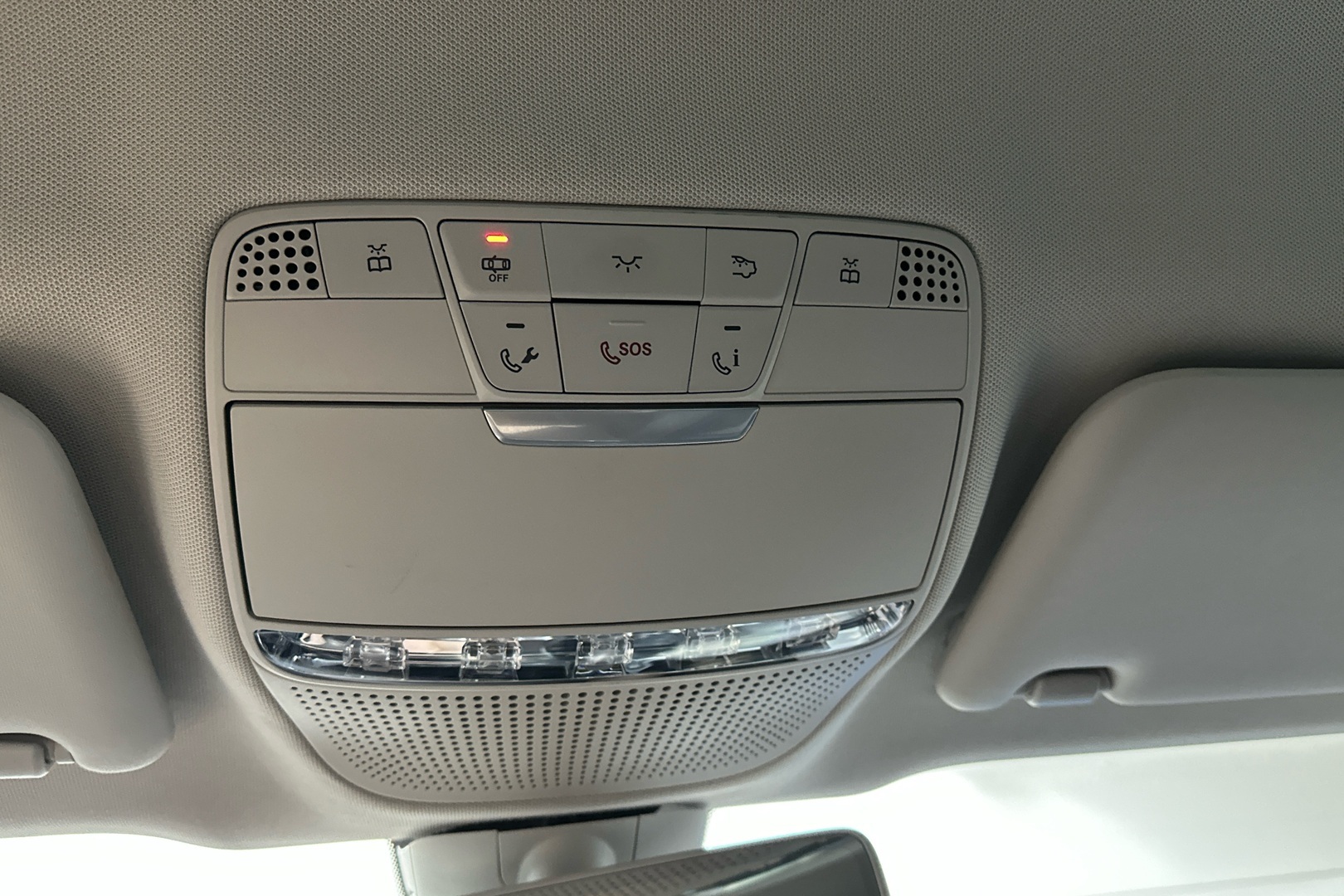 MERCEDES-BENZ E 2016