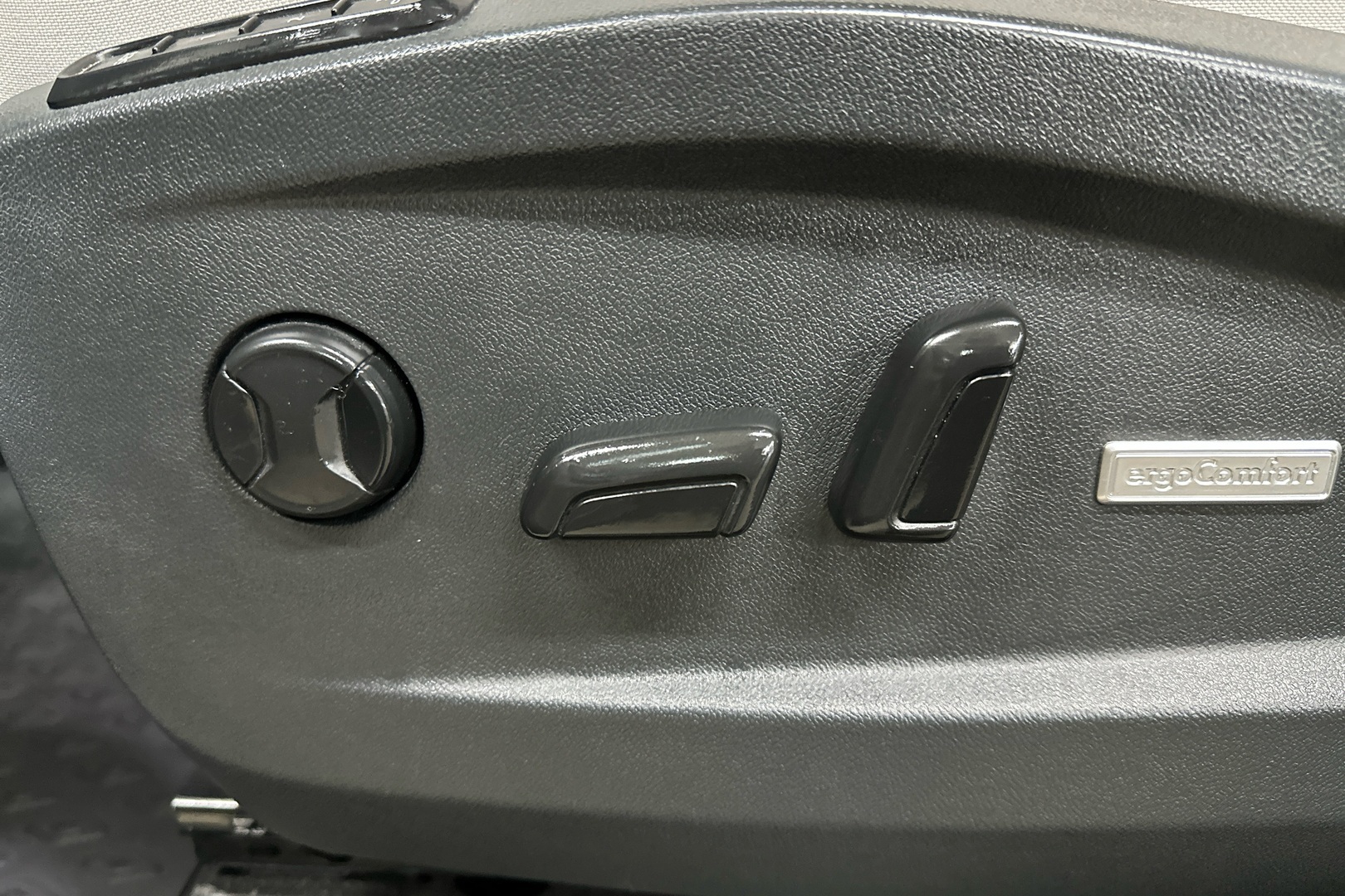 VOLKSWAGEN ID. Buzz 2024