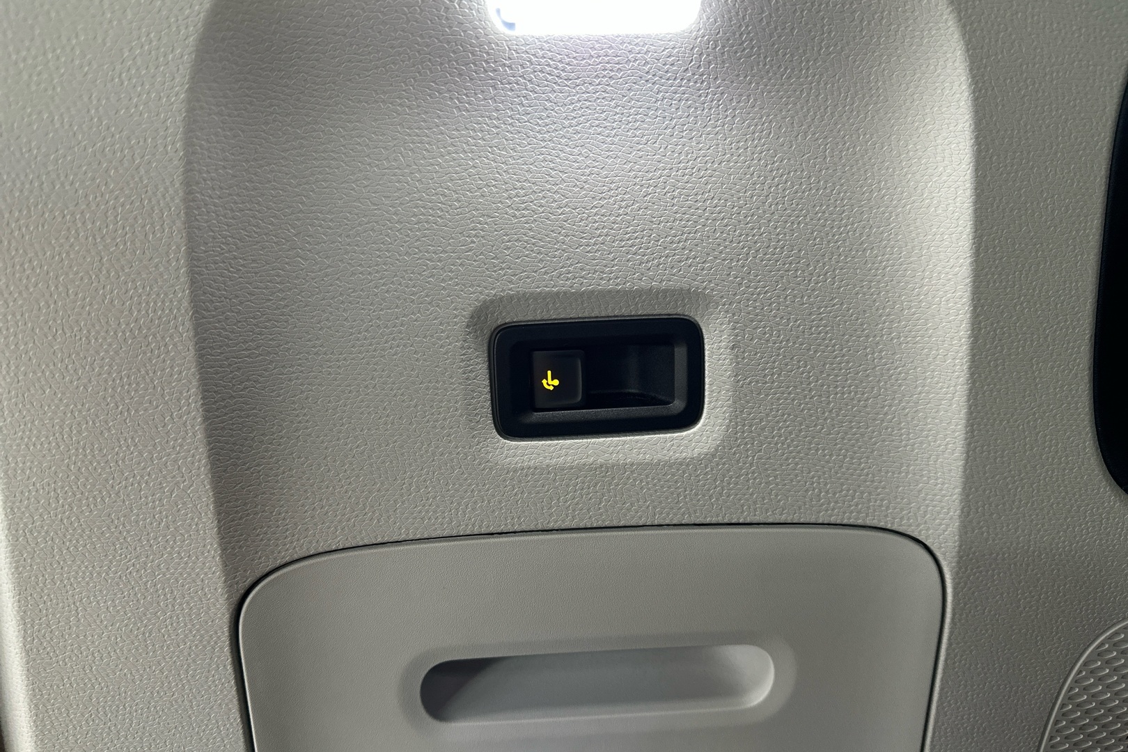 VOLKSWAGEN ID. Buzz 2024