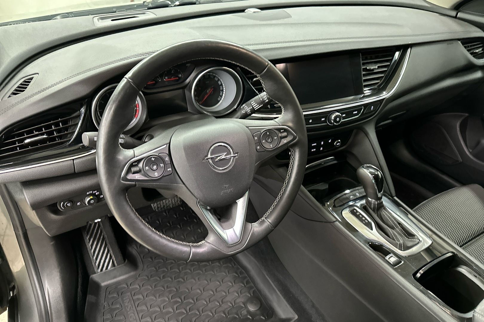 OPEL Insignia 2018