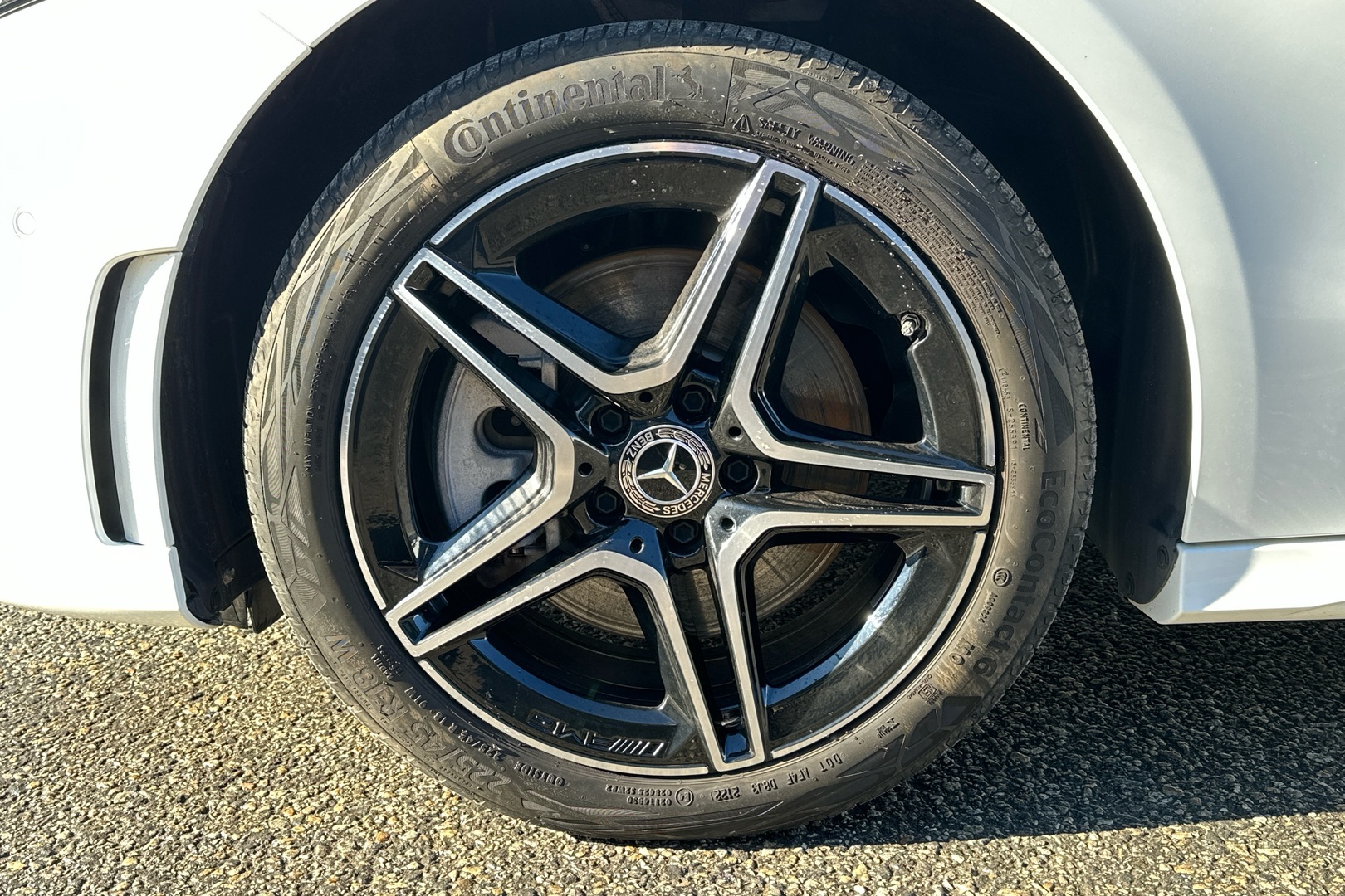 MERCEDES-BENZ A 2023