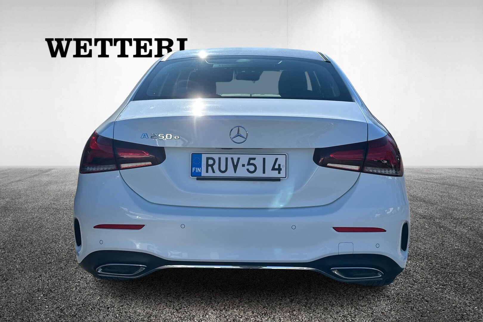 MERCEDES-BENZ A 2023
