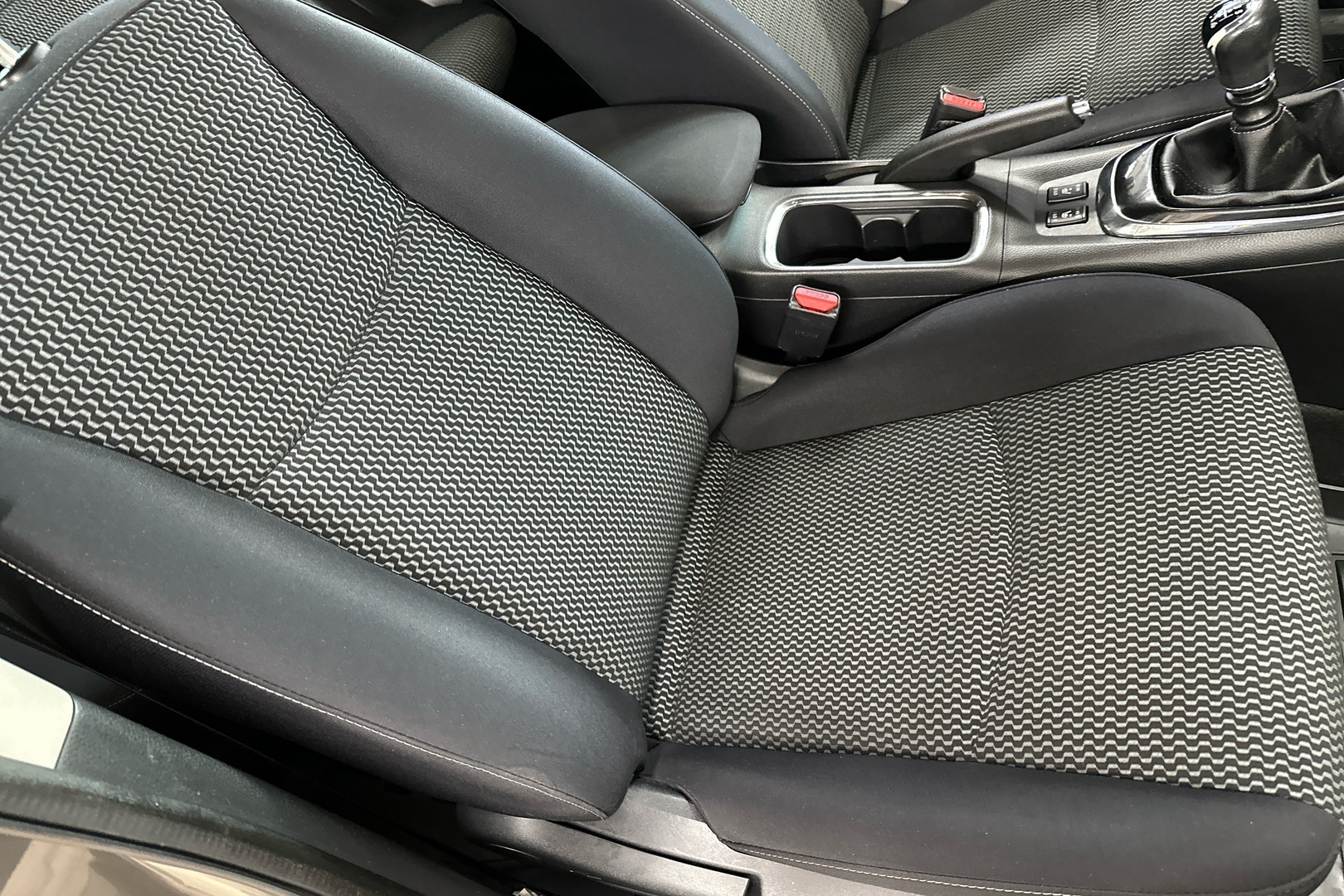 NISSAN Pulsar 2016