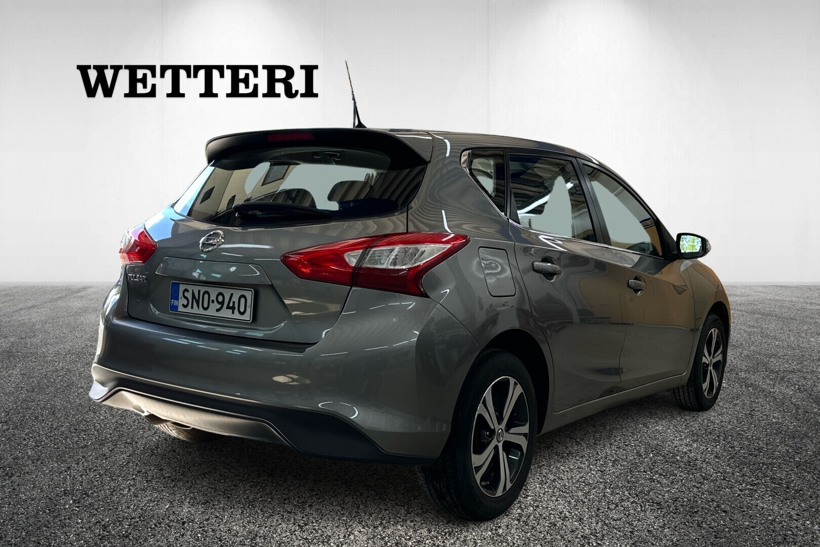 NISSAN Pulsar 2016