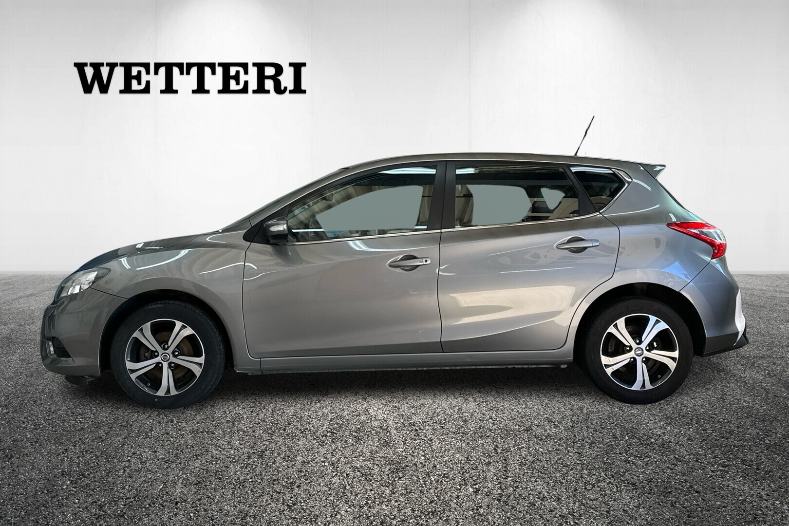 NISSAN Pulsar 2016