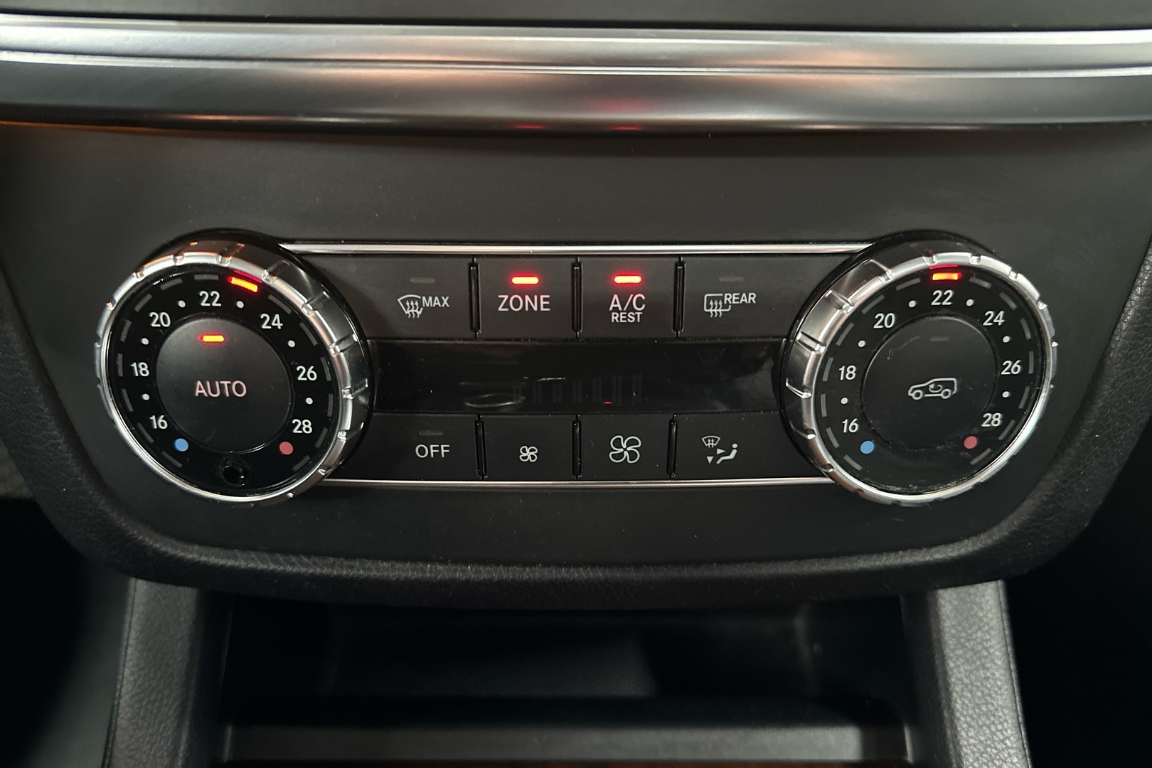 MERCEDES-BENZ GL 2013