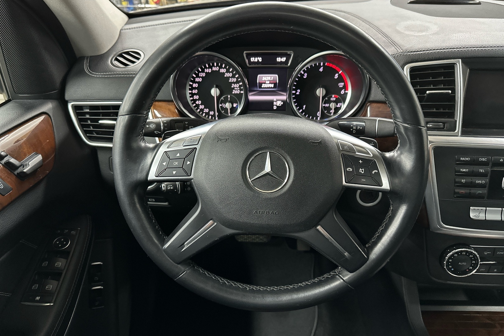 MERCEDES-BENZ GL 2013