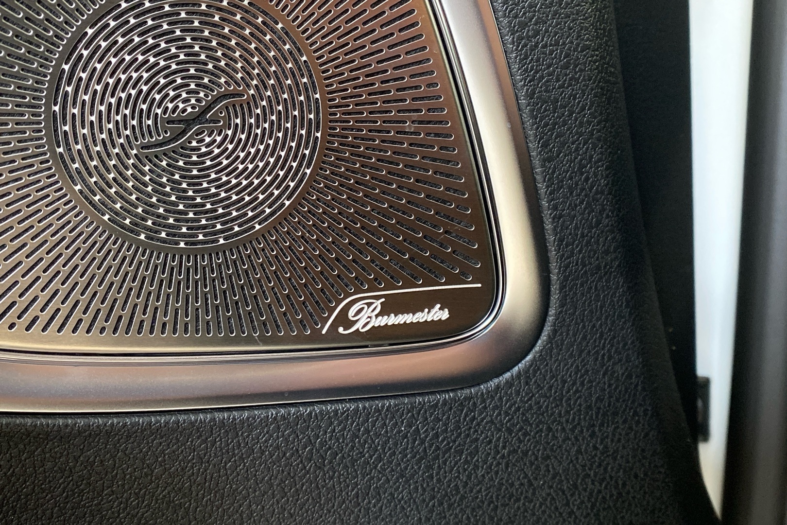 MERCEDES-BENZ C 2024